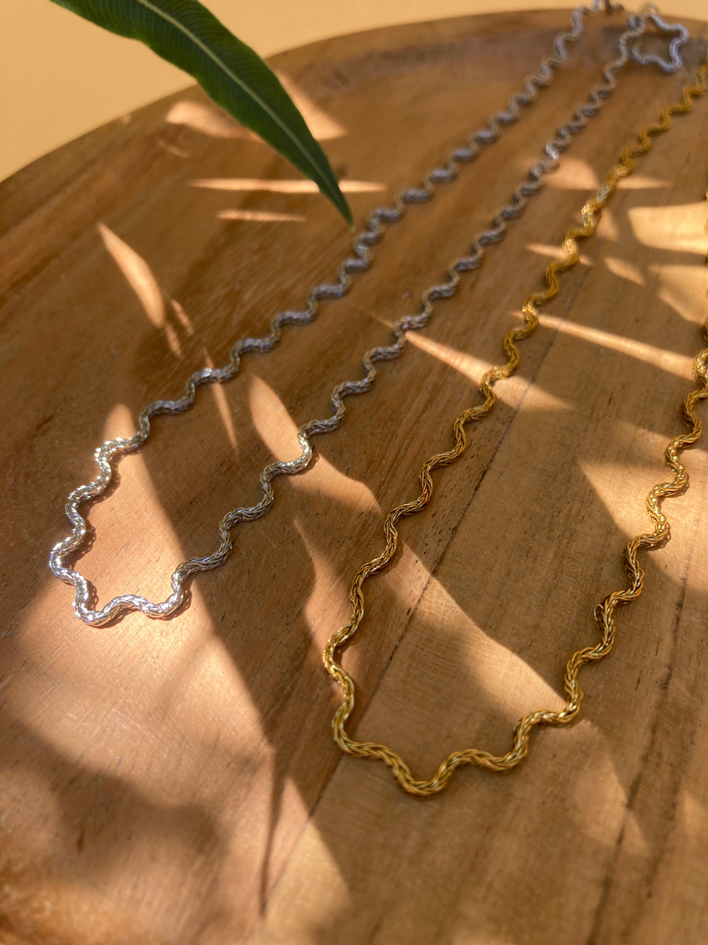 Collana Sway