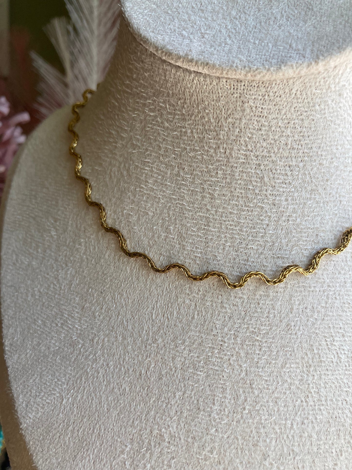 Collana Sway
