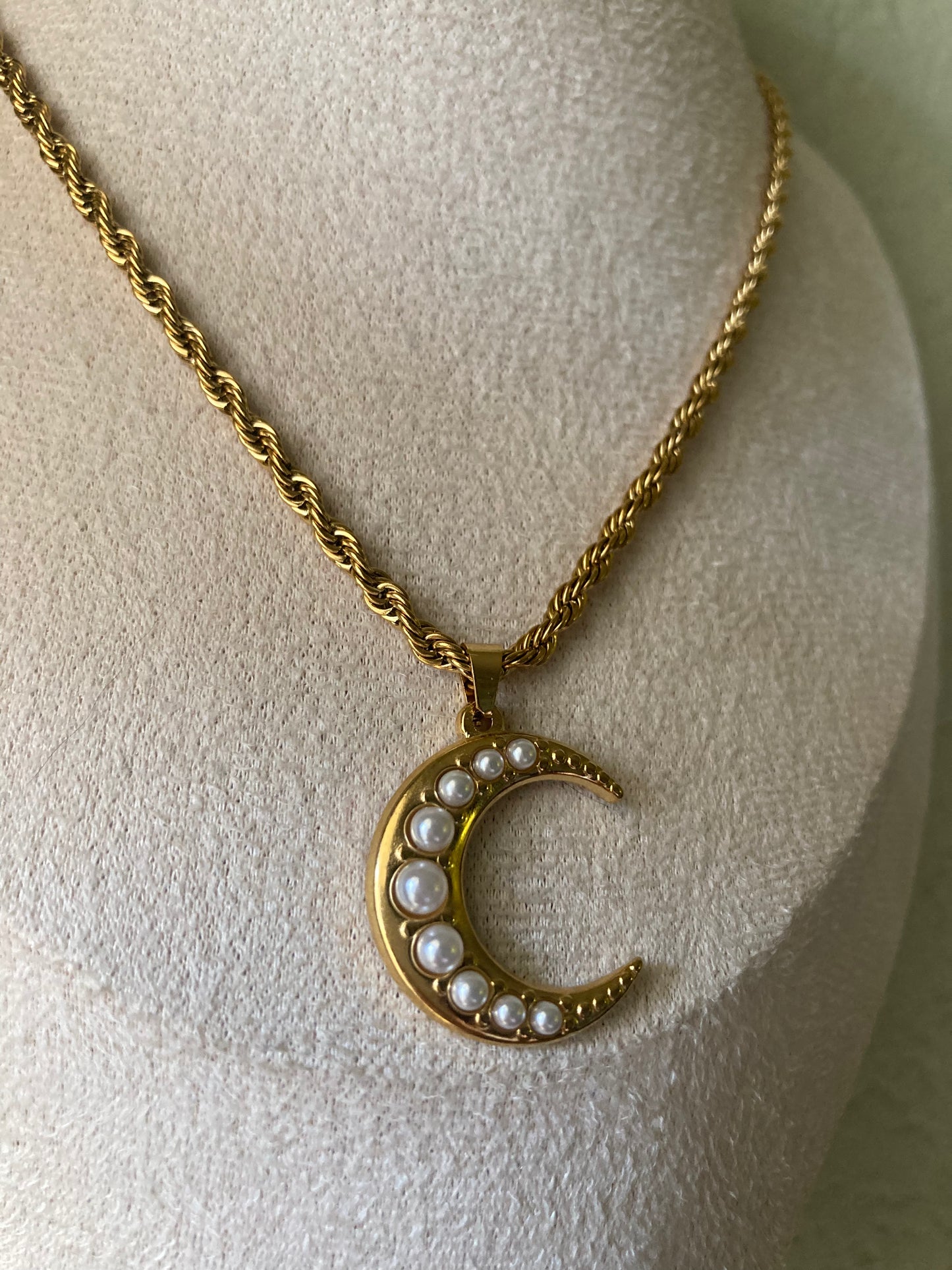 Collana Moony