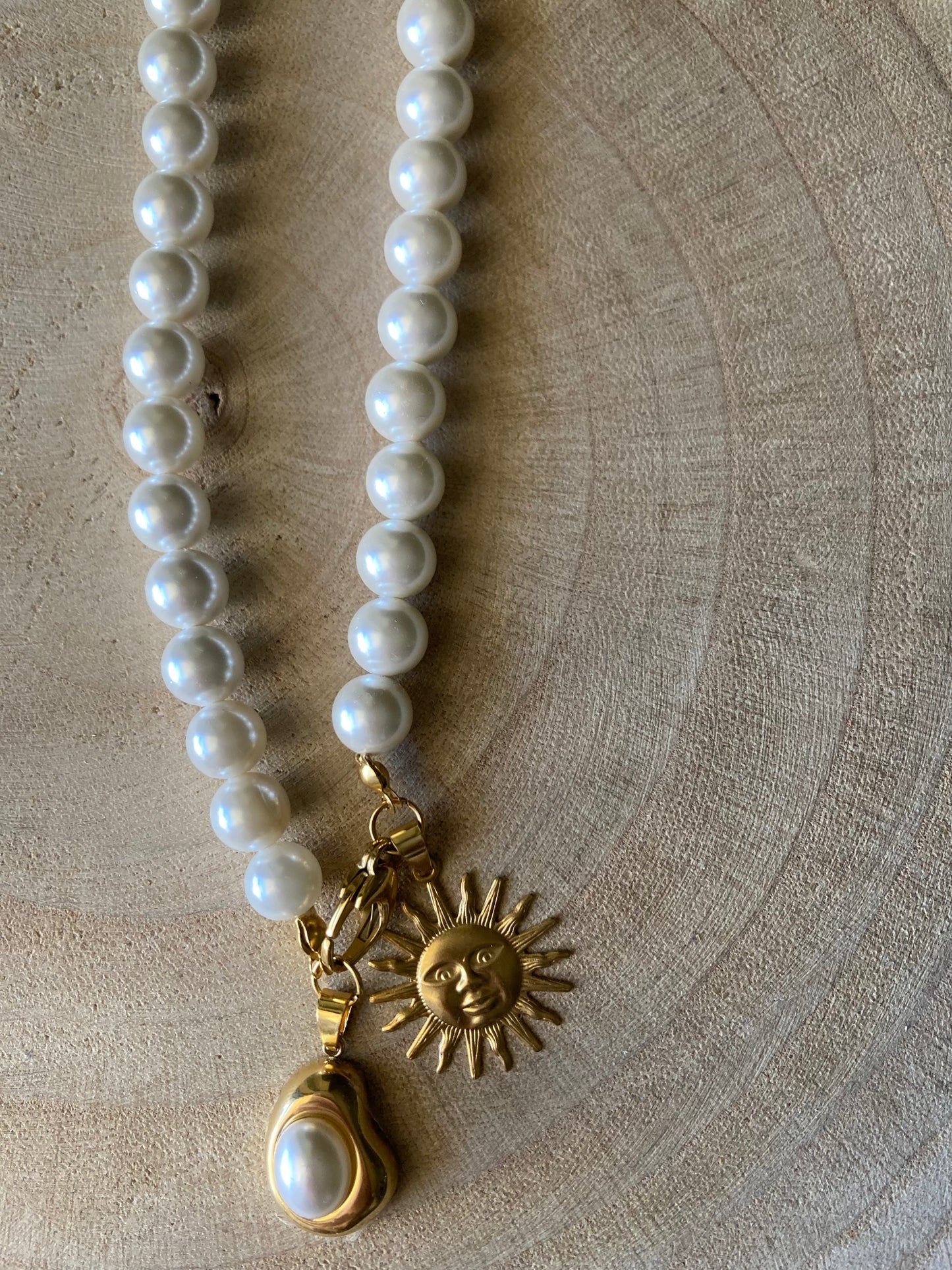 Collana con perle di Majorca e due pendenti