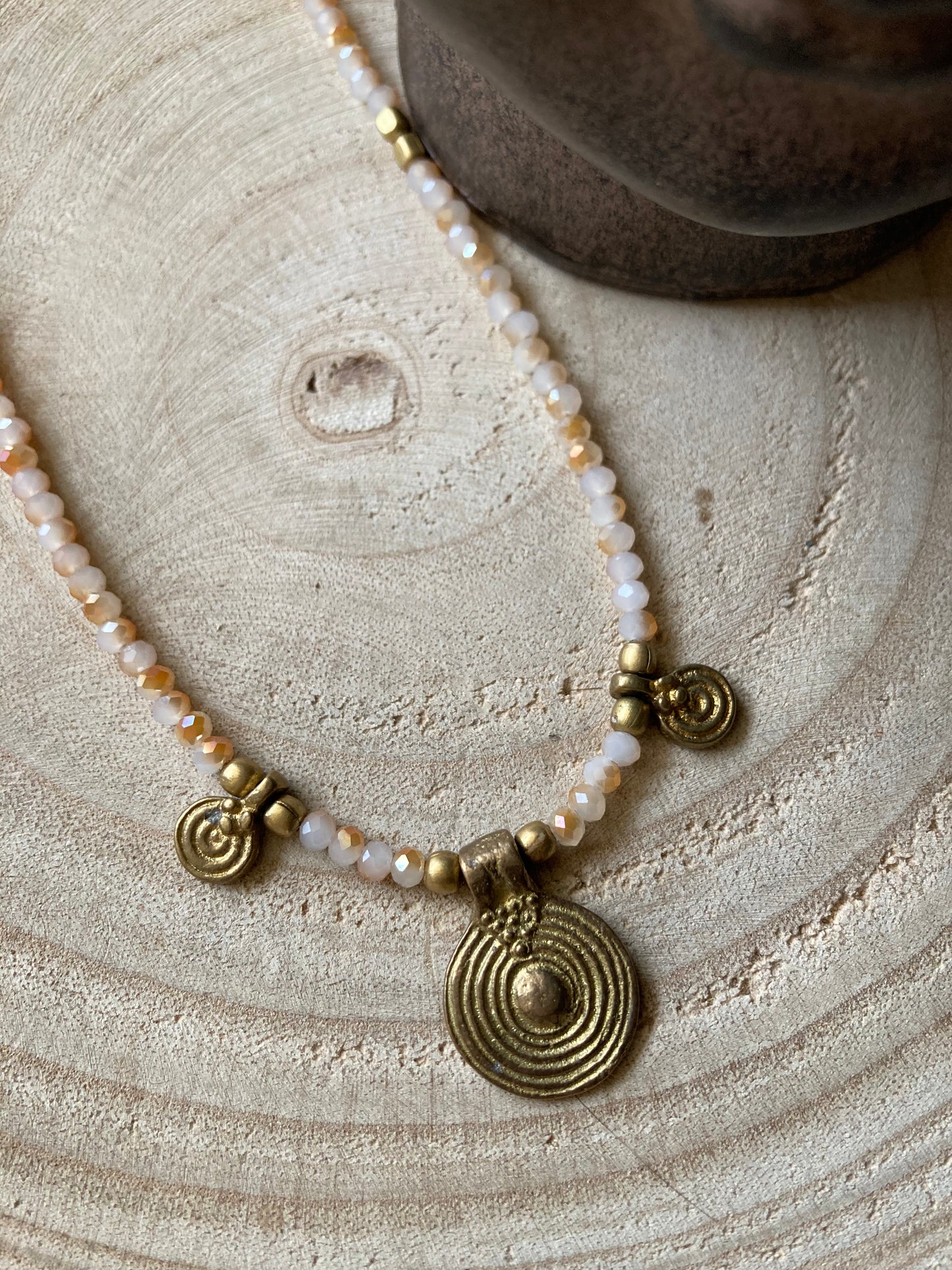 Collanine in stile etnico con pendenti