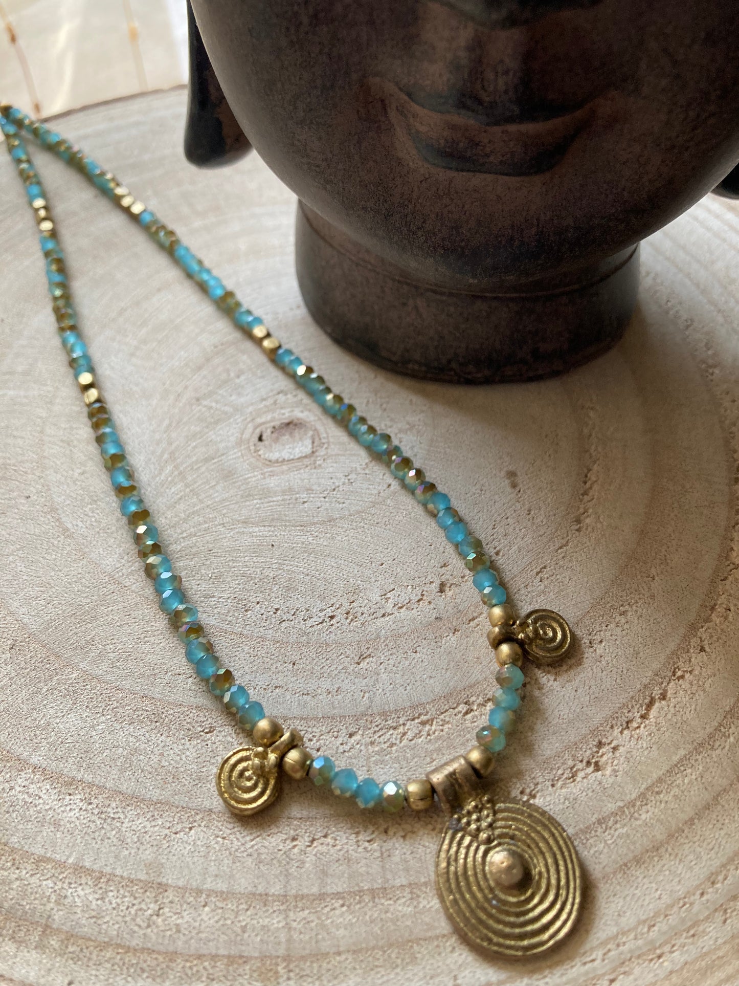 Collanine in stile etnico con pendenti