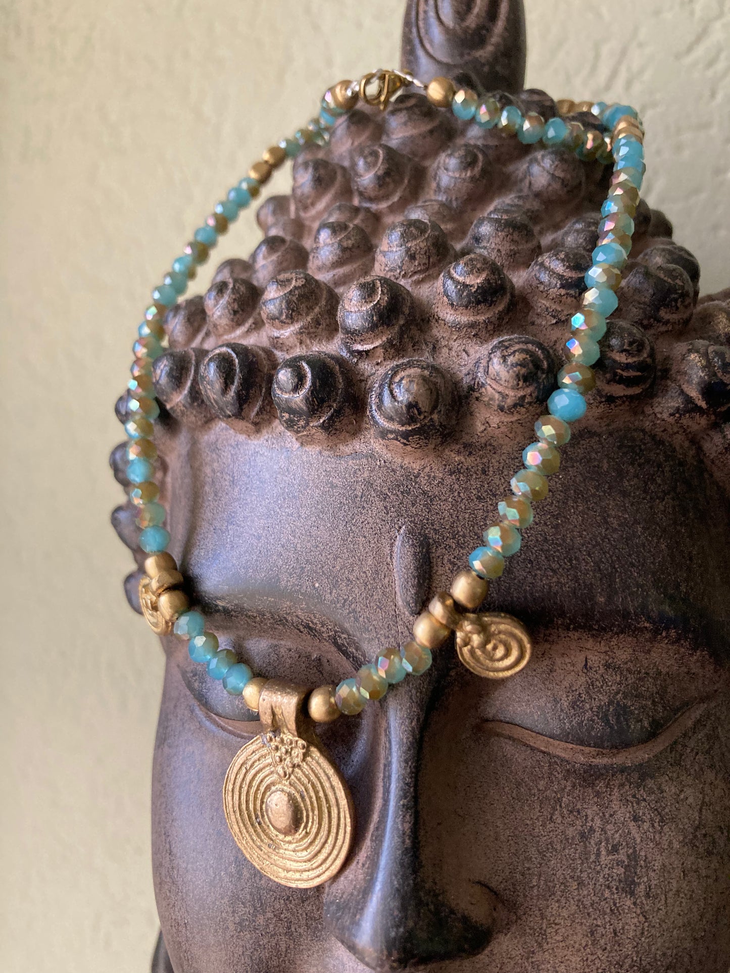 Collanine in stile etnico con pendenti