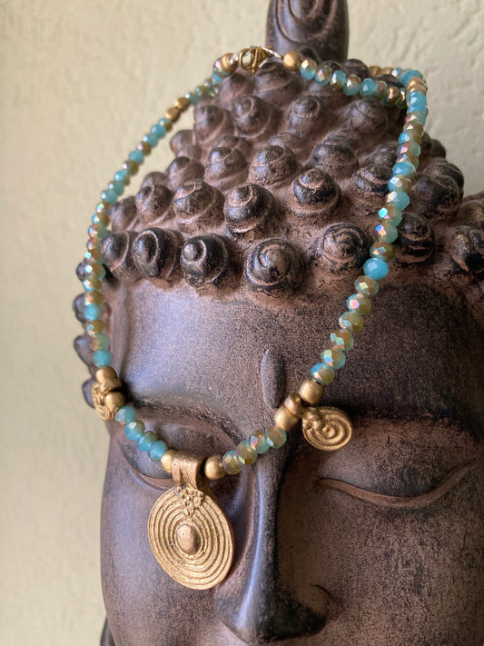 Collanine in stile etnico con pendenti