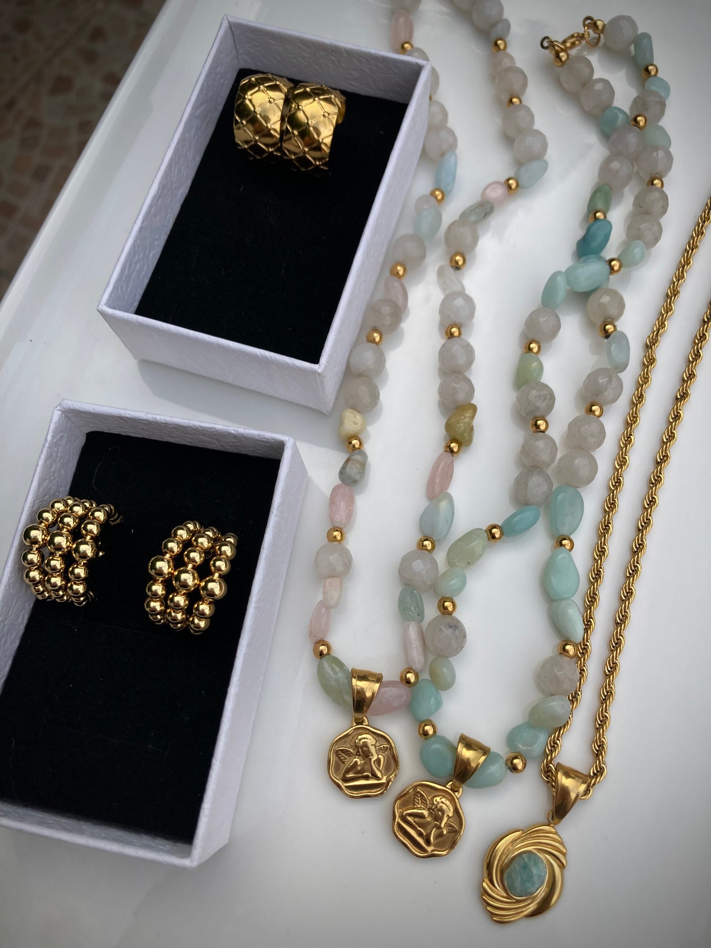Collana India