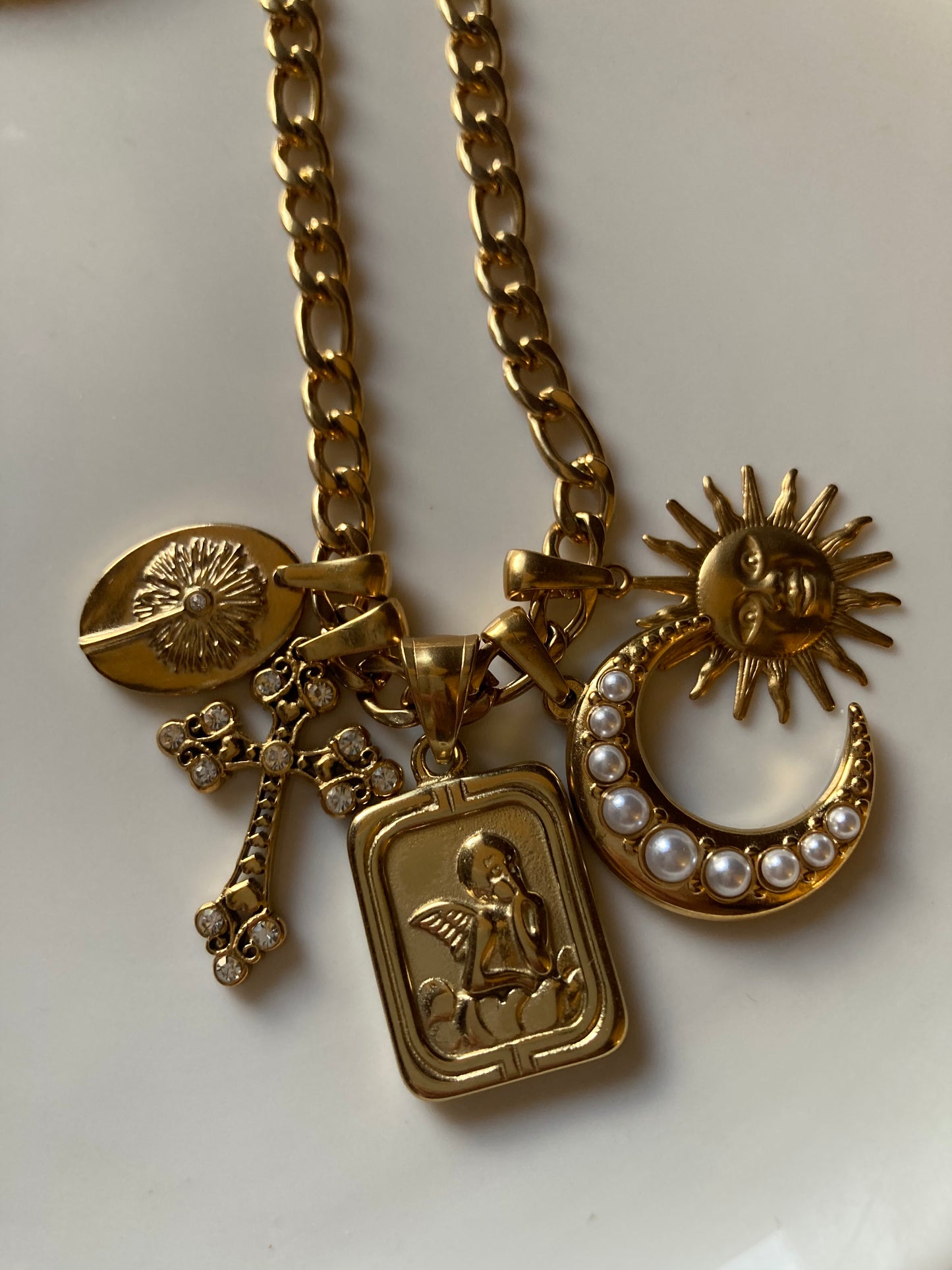 Collana Figaro 5 Pendenti, Ciondolo Centrale Medaglia Angelo