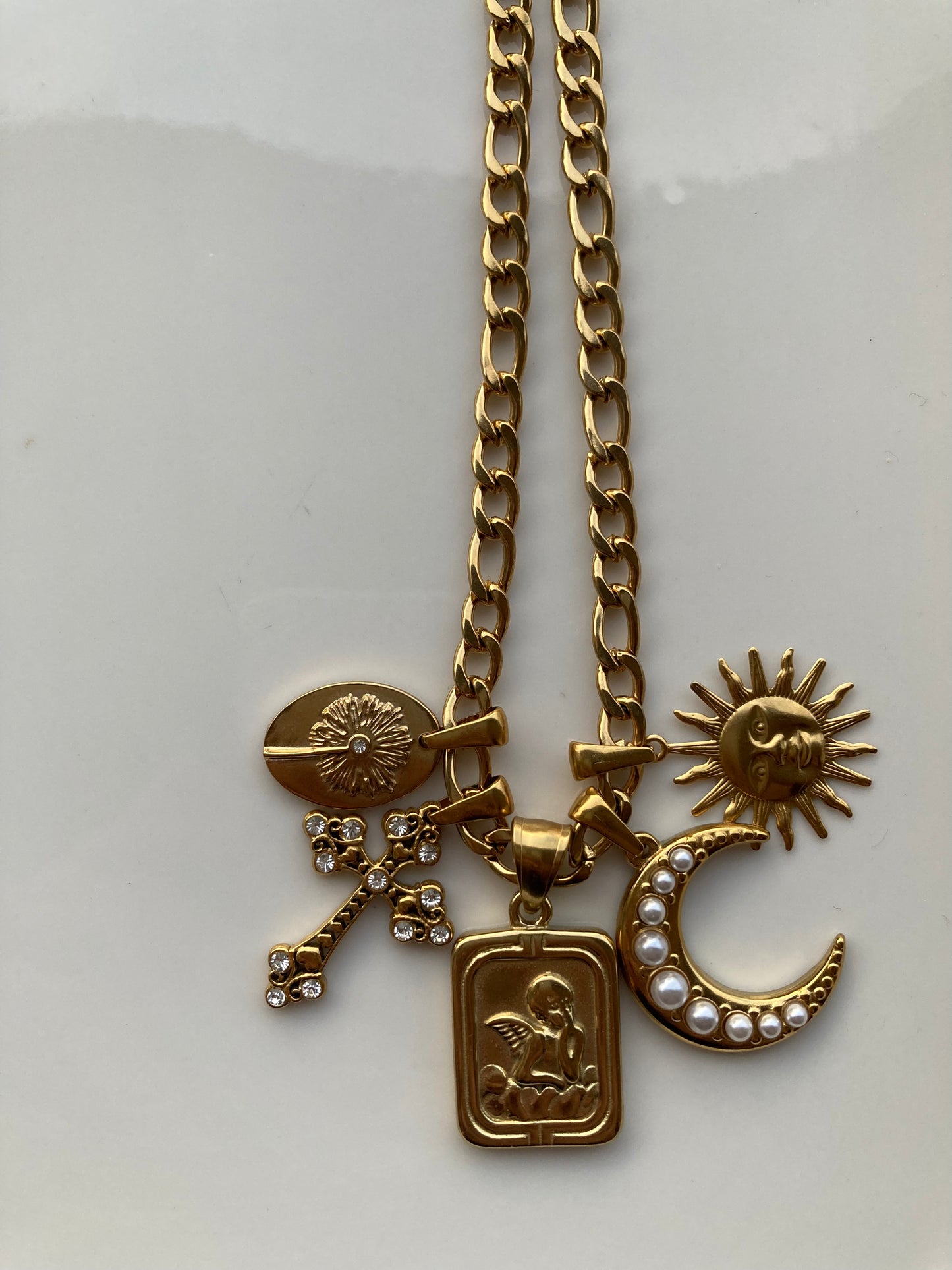 Collana Figaro 5 Pendenti, Ciondolo Centrale Medaglia Angelo
