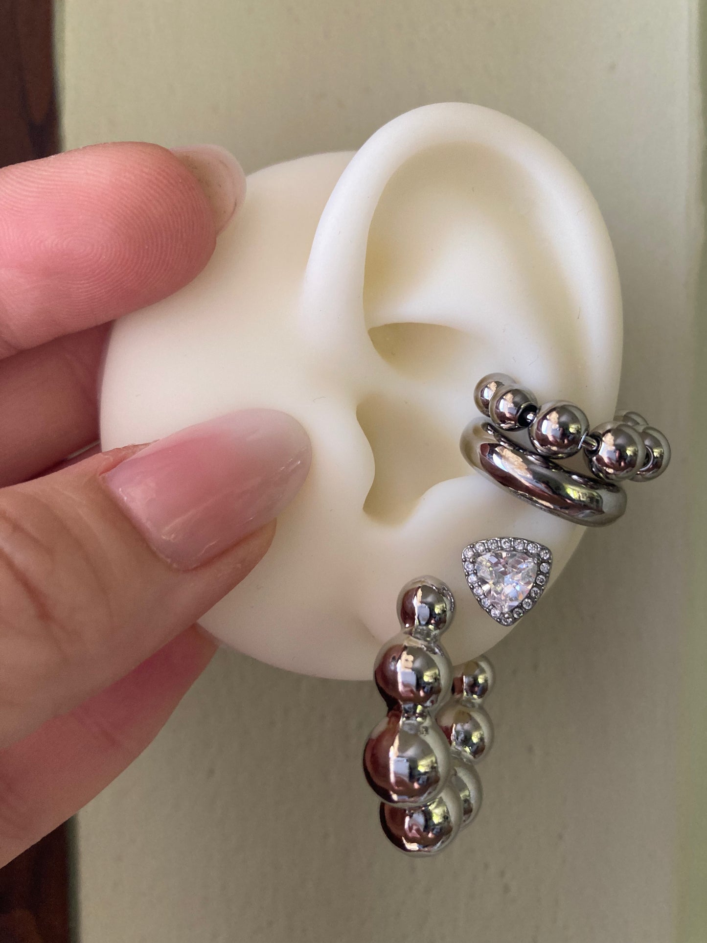 Orecchino Earcuff Mini Balls