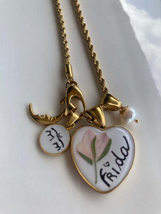 Collana Frida en Flor