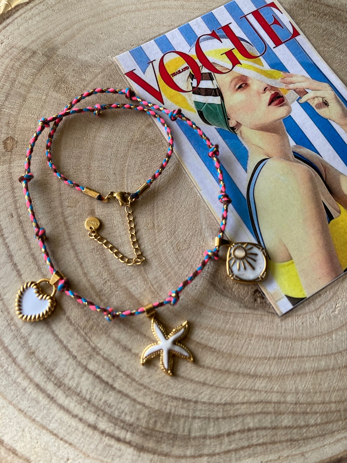 Collanina Kora cordino fuxia 3 pendenti