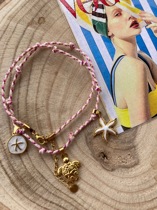 Collanina Kora con cordino rosa e tre pendenti