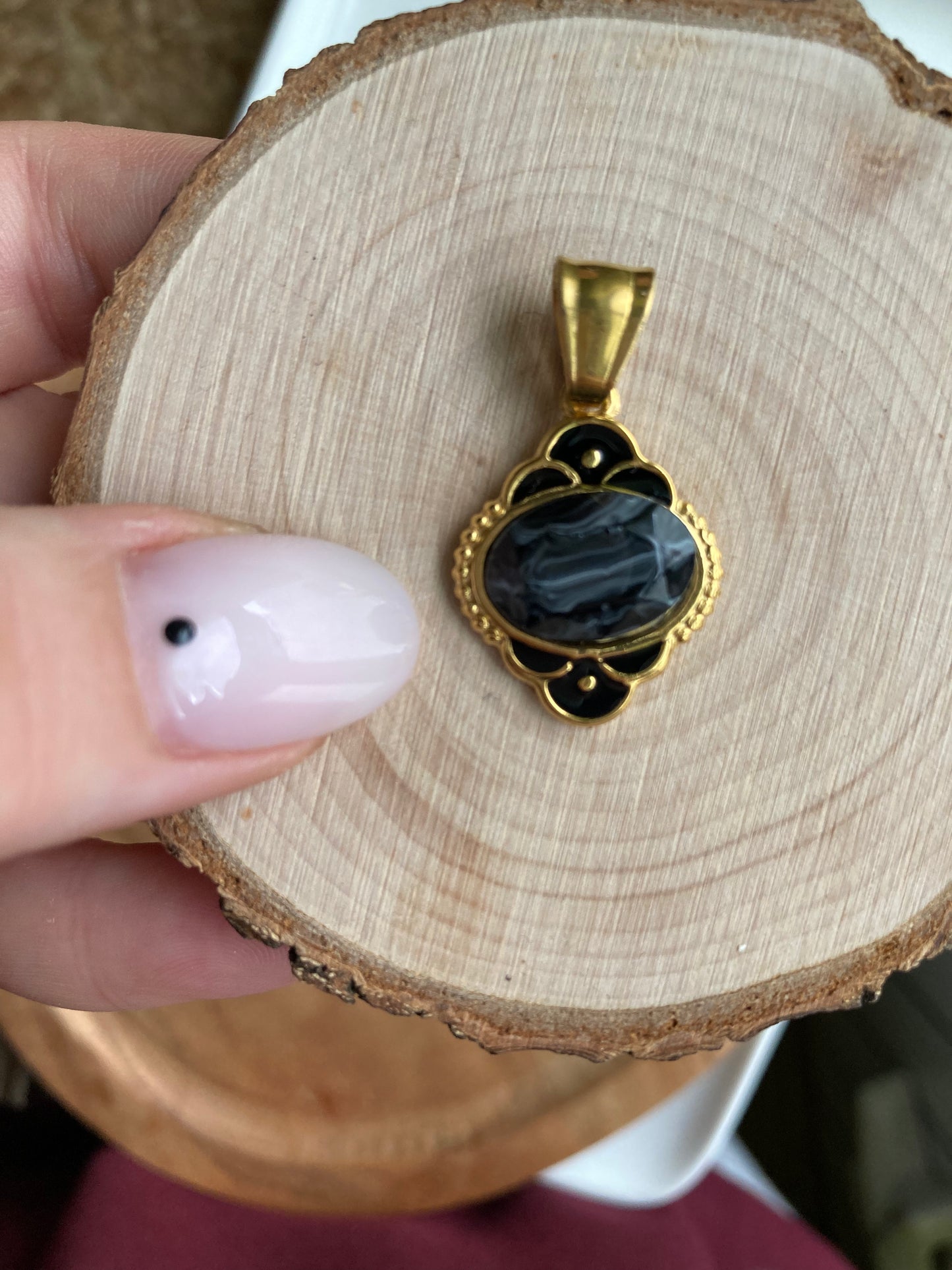 Ciondolo Onice Nero Gold