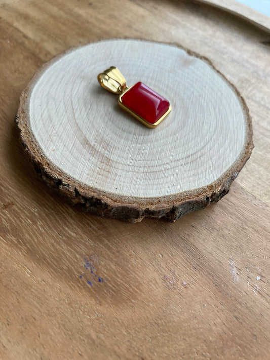 Ciondolo Resina Rossa Rettangolare, Gold