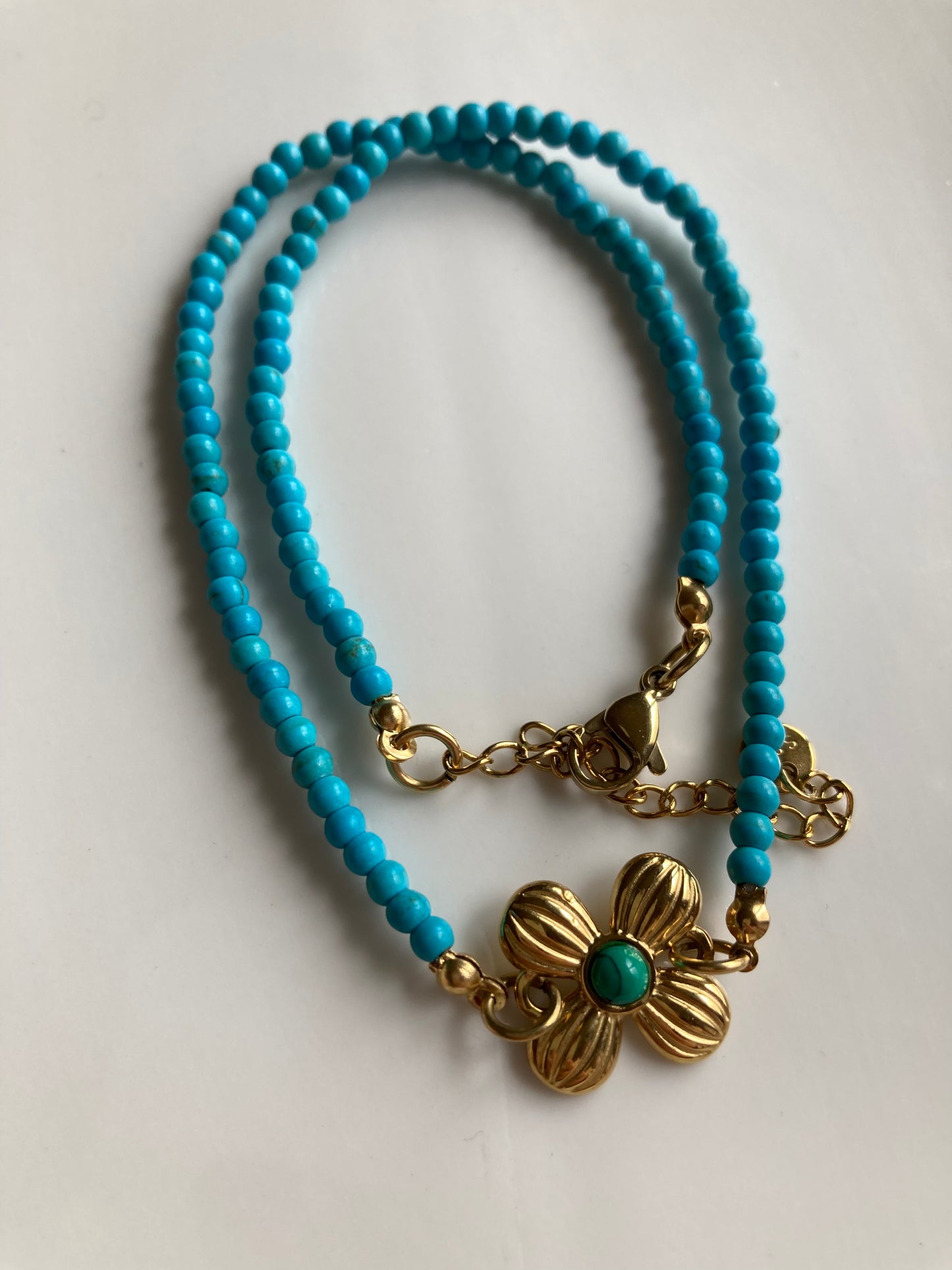 Collana Girocollo Choker con Pietre Dure e Centrale Fiore