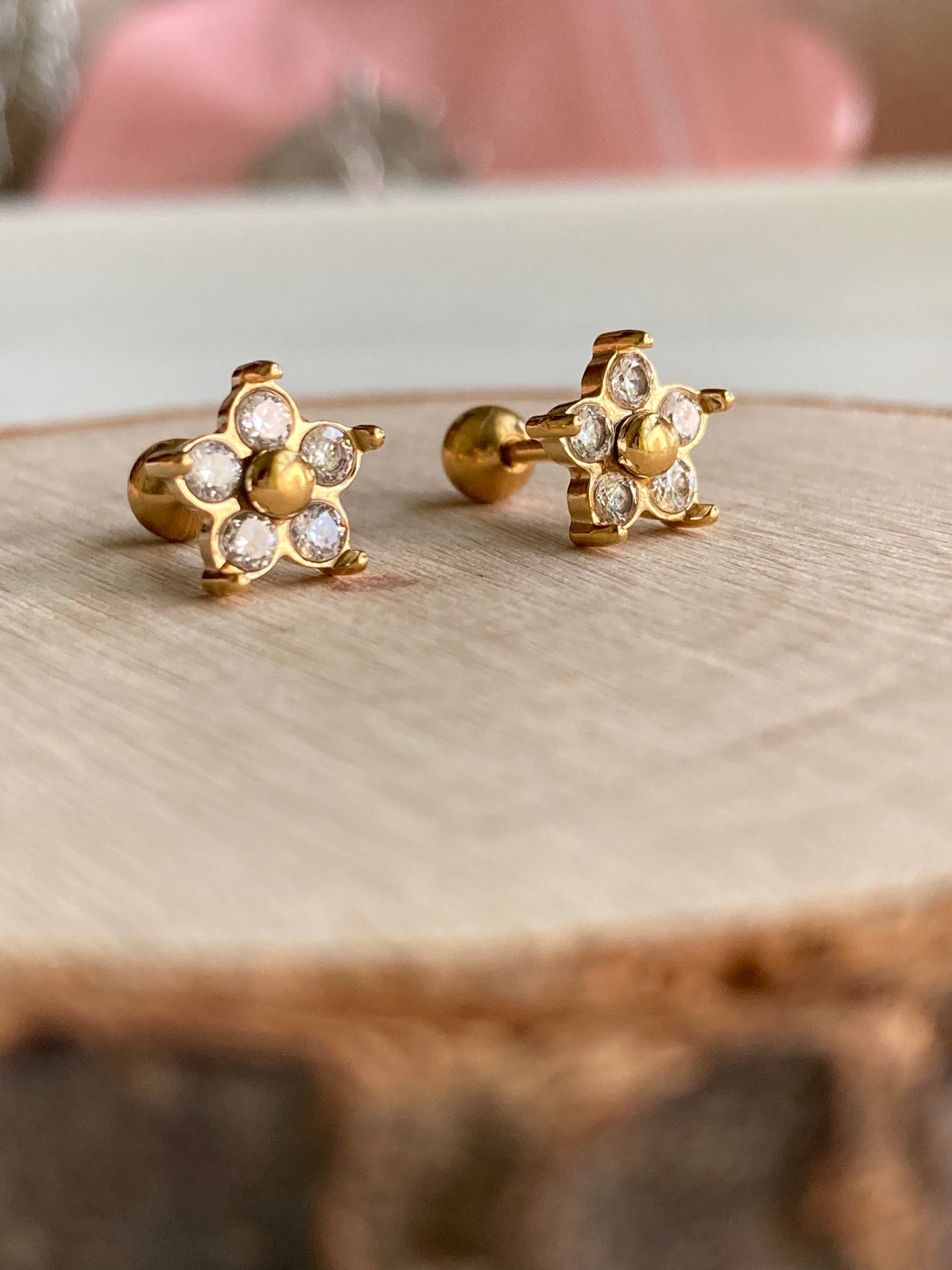 Orecchino Piercing Fiore Gold