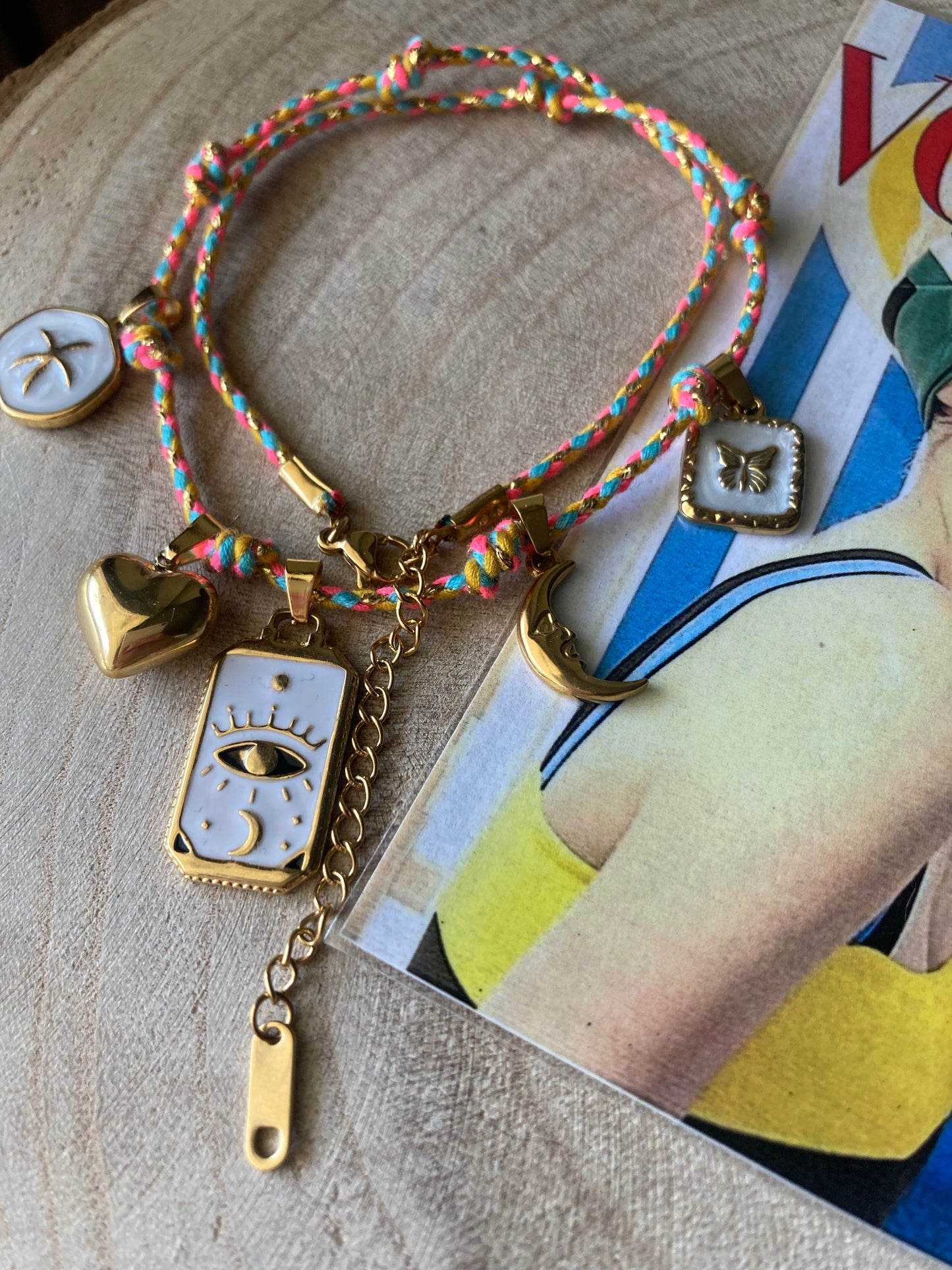 Collanina Kora Cordino Fluo 5 Pendenti