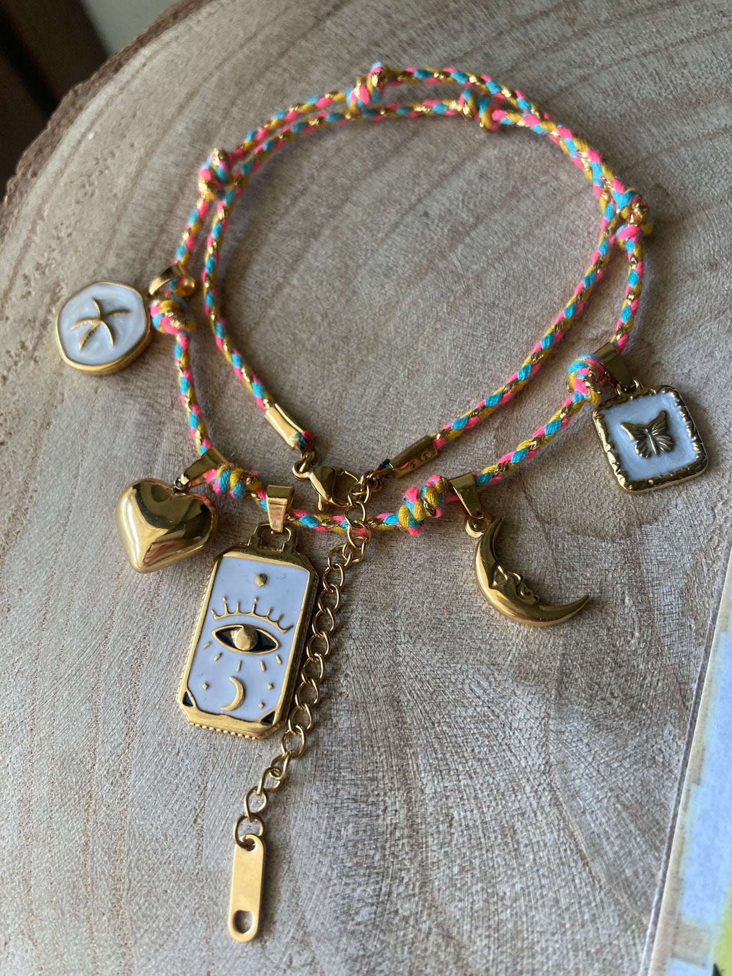 Collanina Kora Cordino Fluo 5 Pendenti