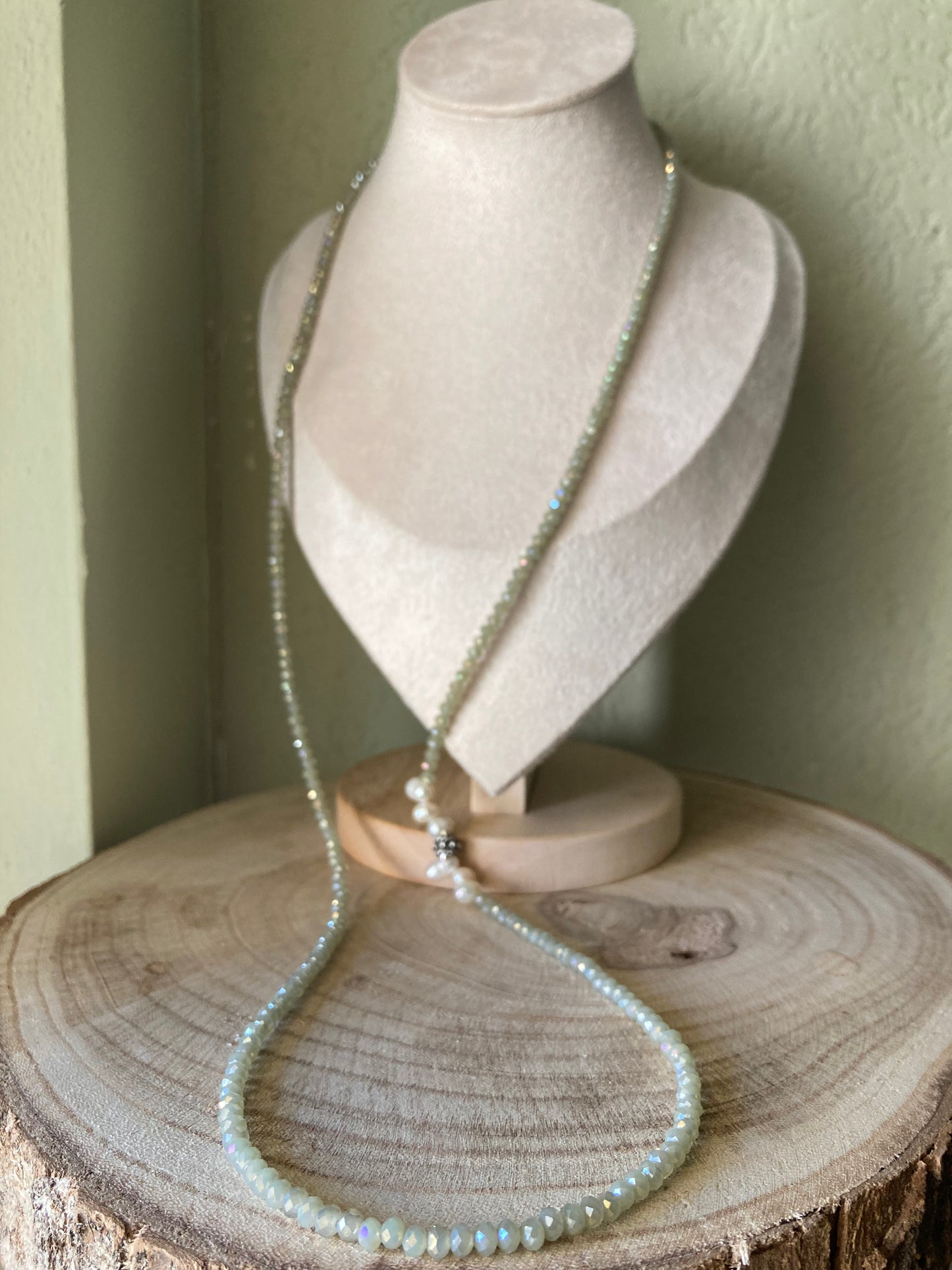 Collana Lunga Con Cristalli e Perle