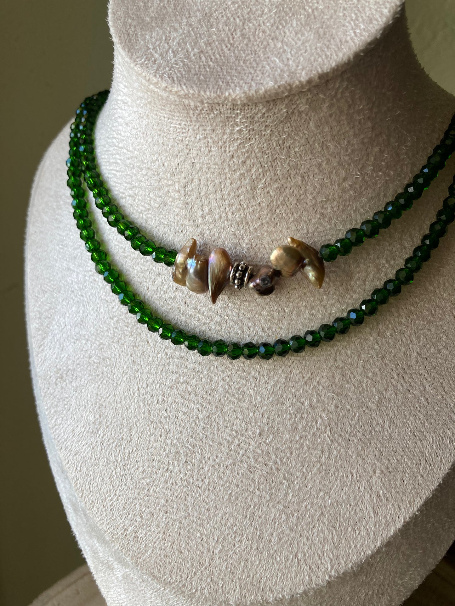 Collana Lunga Con Cristalli e Perle