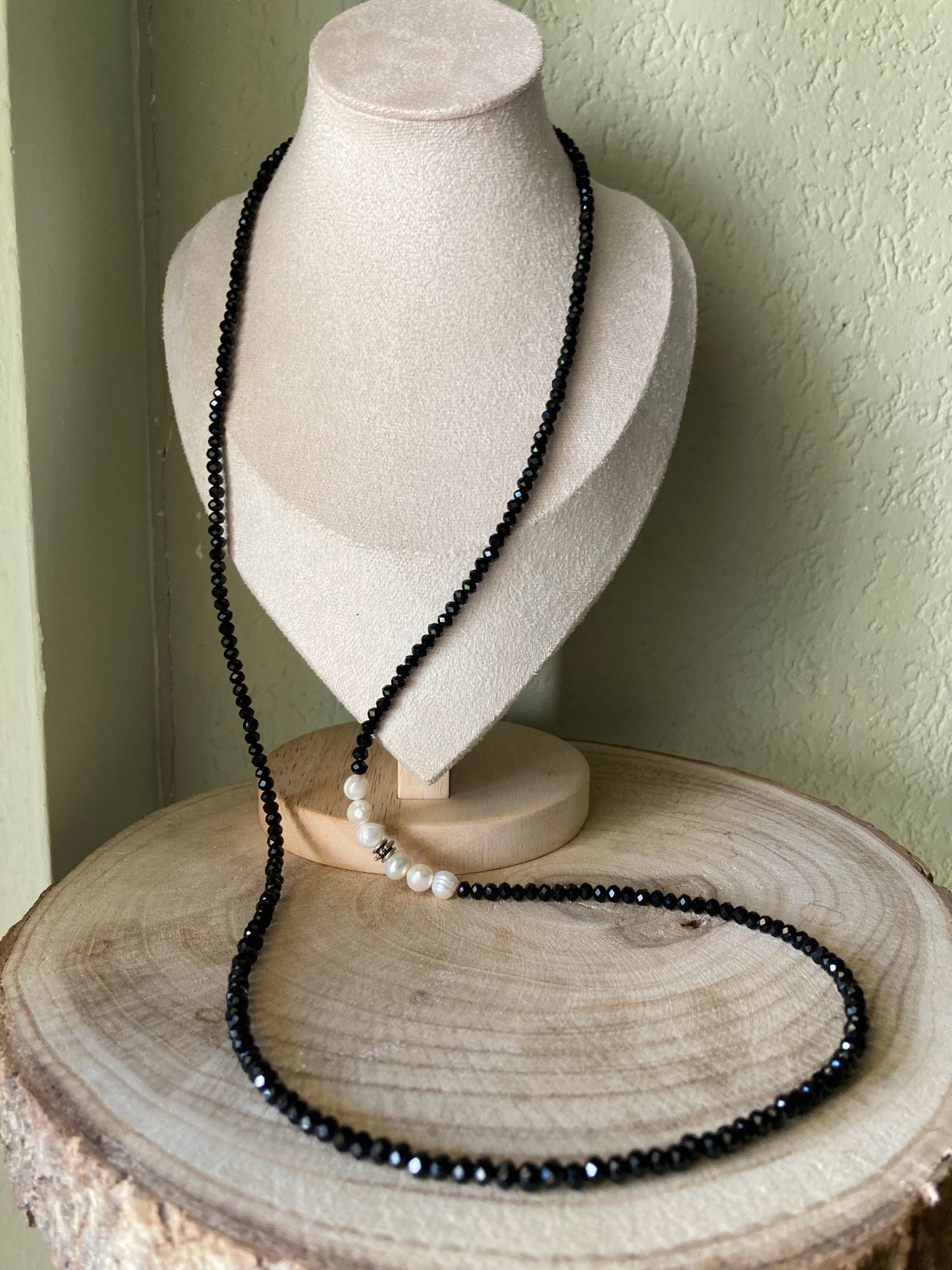 Collana Lunga Con Cristalli e Perle