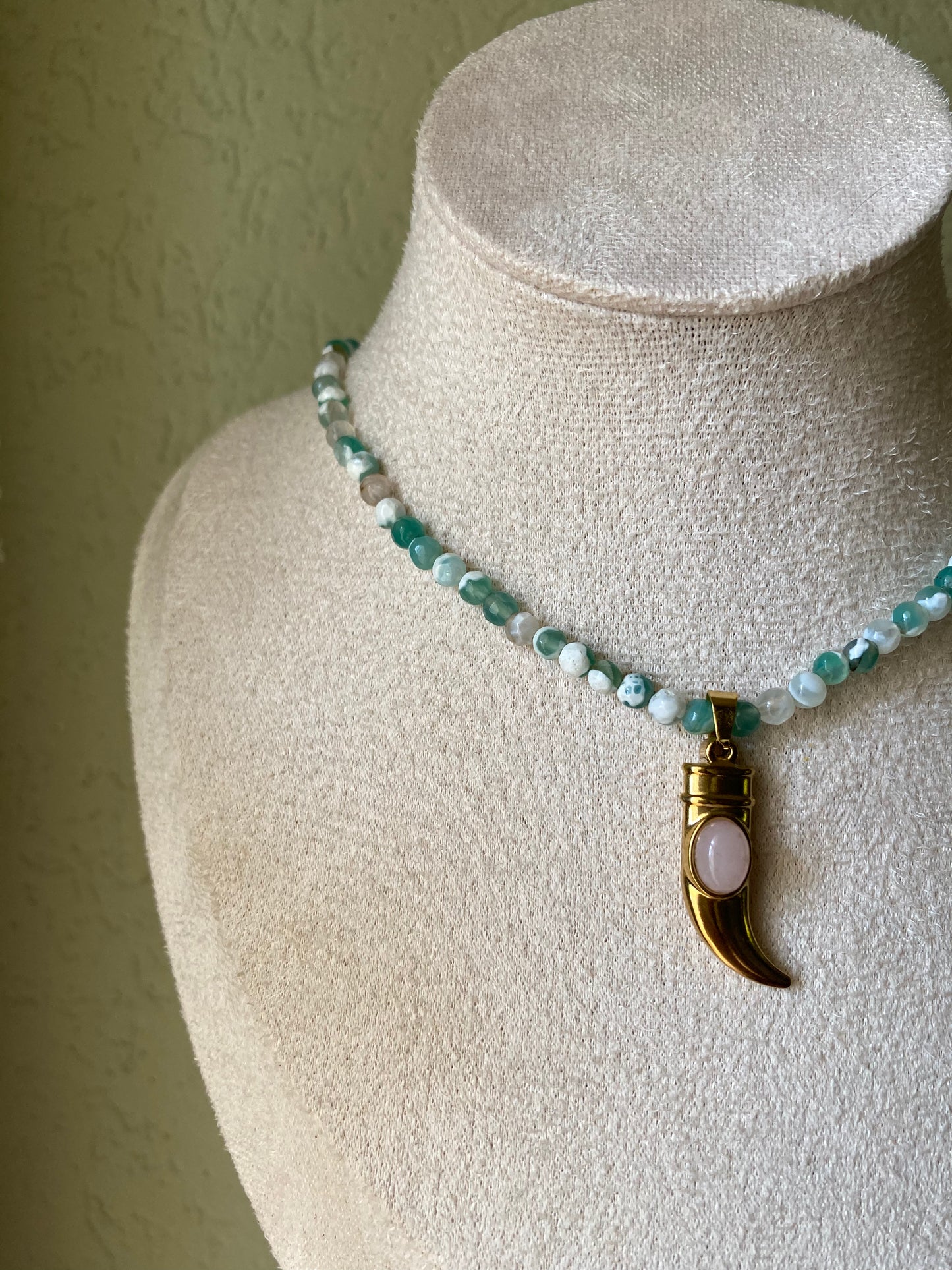 Collana Girocollo Korno