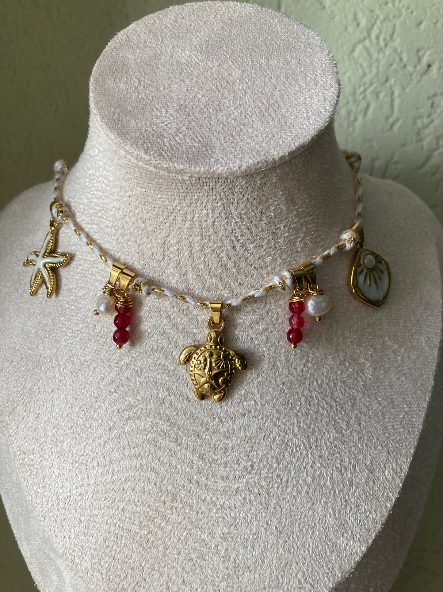 Collanina Kora Cordino Bianco 5 Pendenti