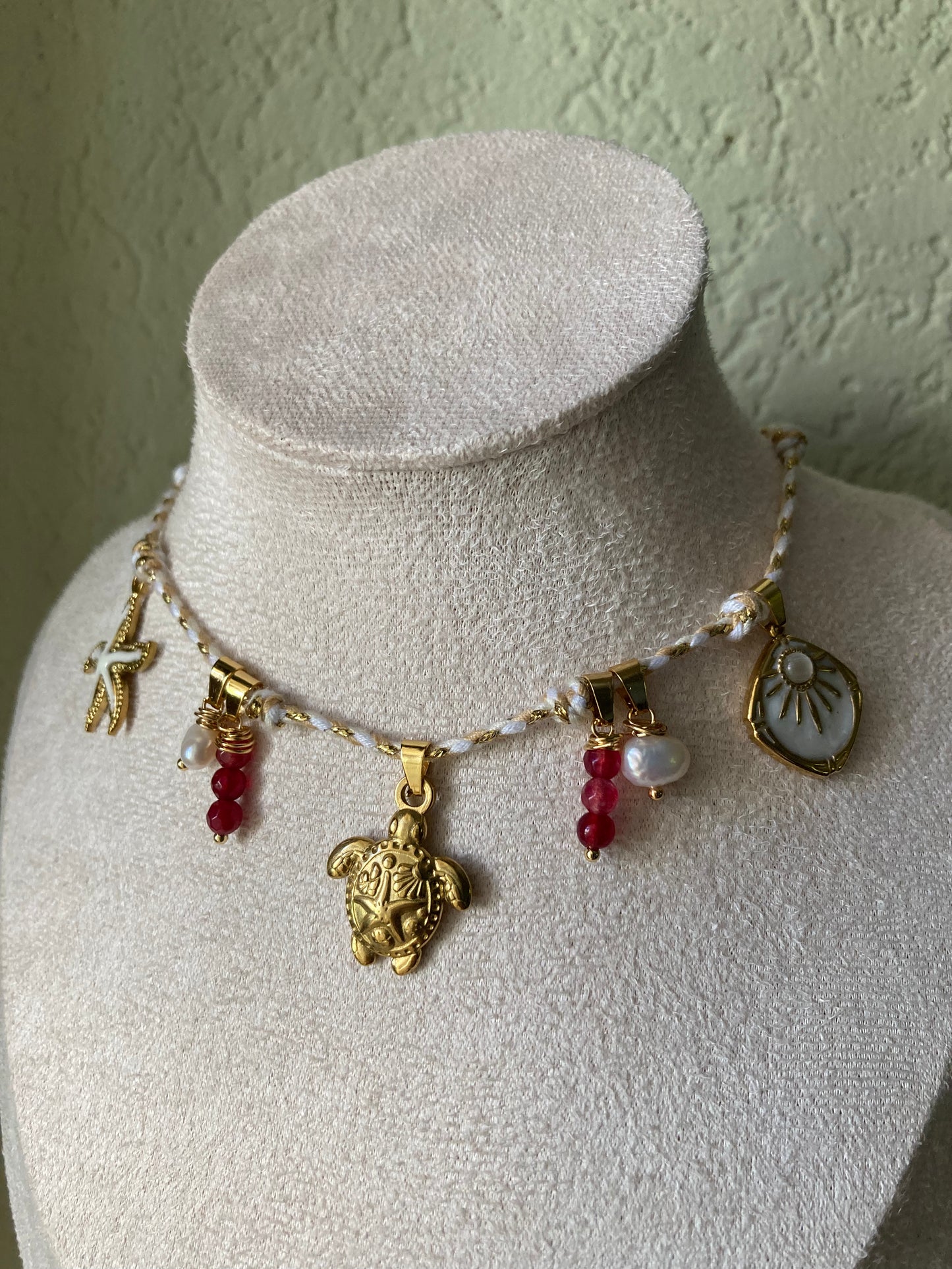 Collanina Kora Cordino Bianco 5 Pendenti