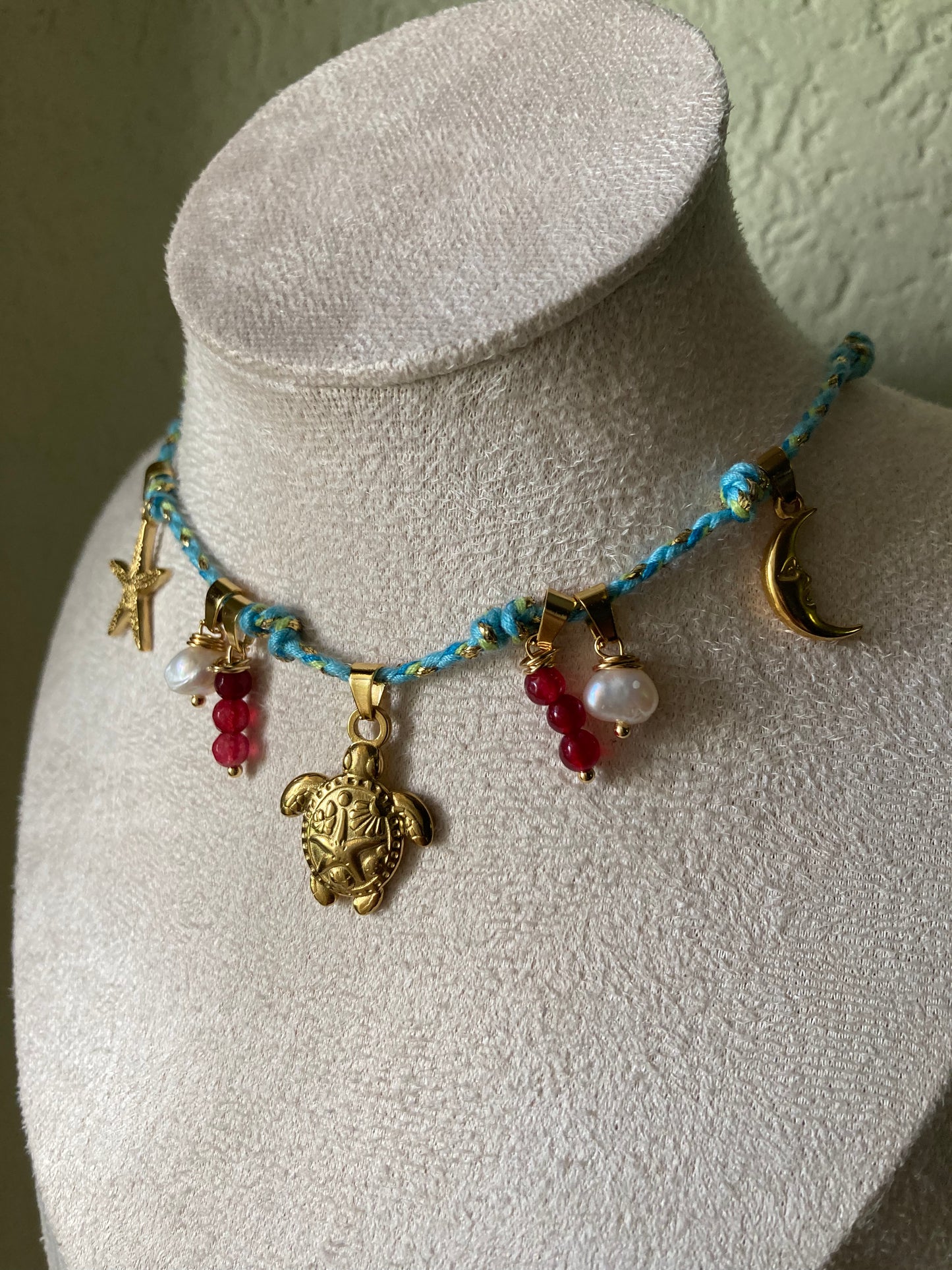 Collanina Kora Cordino Azzurro 5 Pendenti