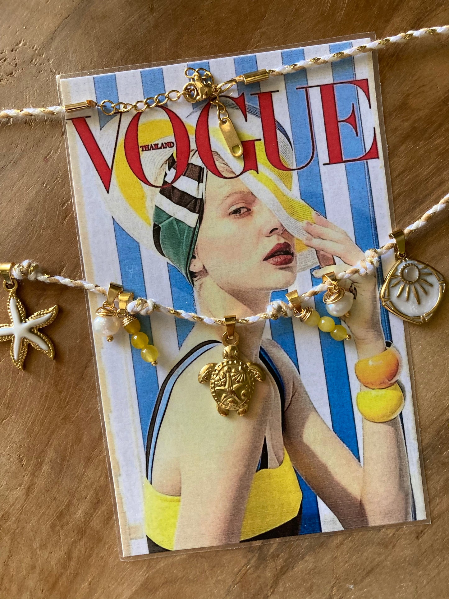 Collanina Kora Cordino Bianco 5 Pendenti