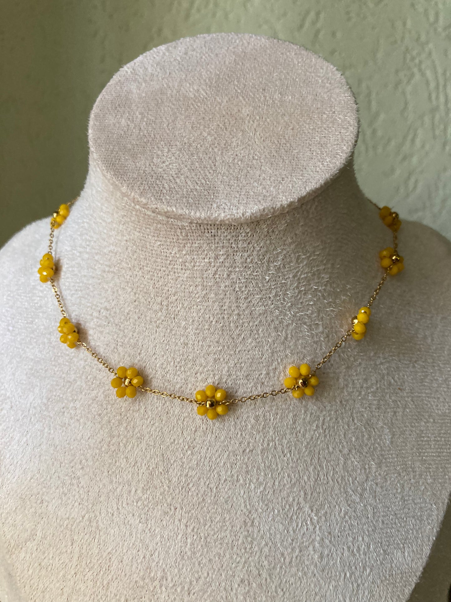 Collana Piccolo Fiore Oro In 5 Colori