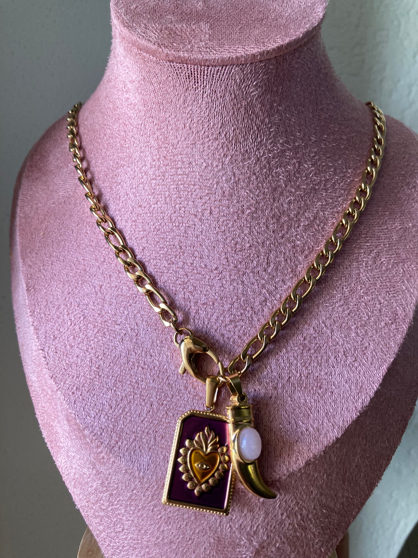 Collana Cuore Sacro e Corno