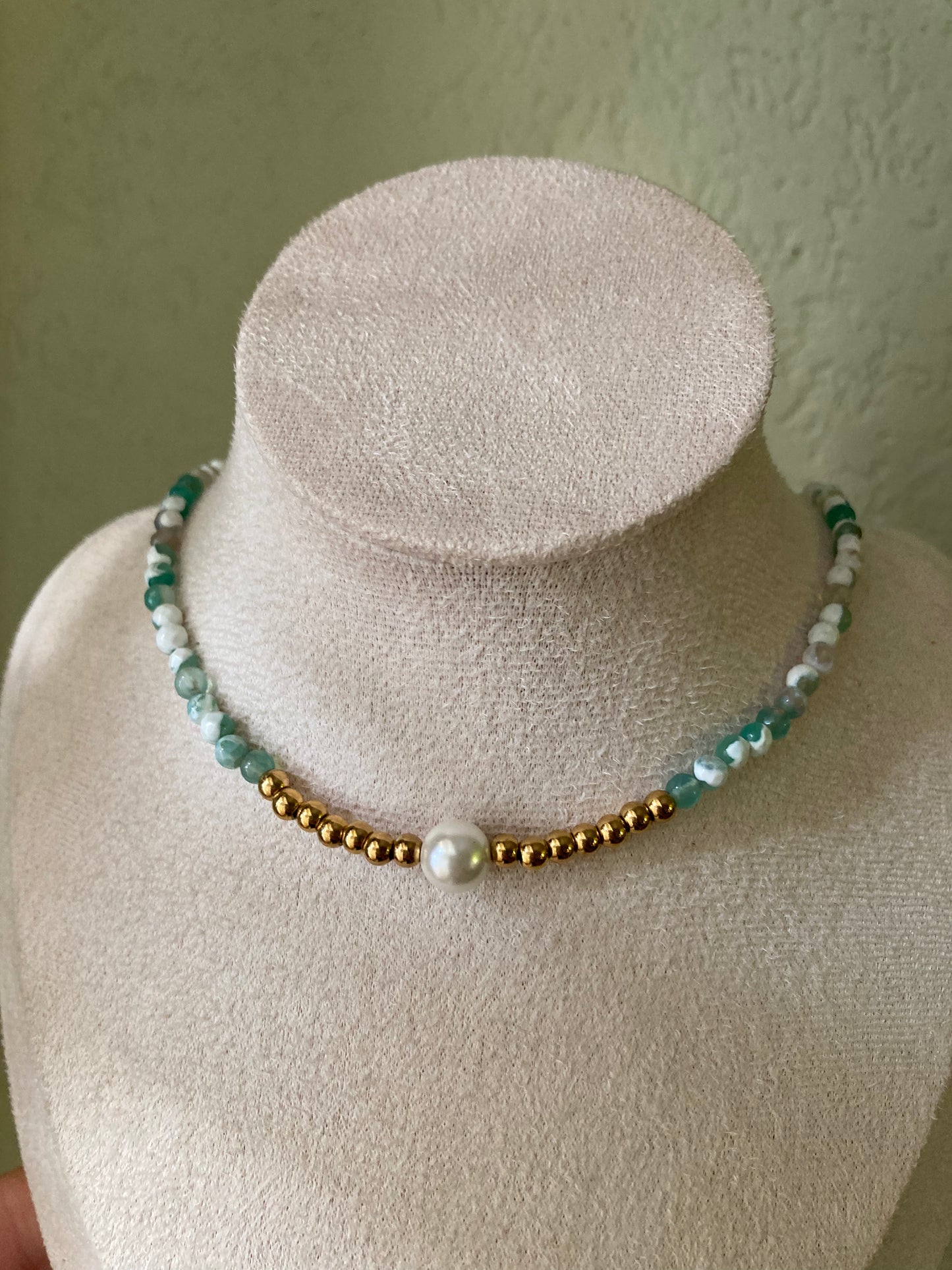 Collana Girocollo Pietre di Agata Pepite Acciaio Perla di Majorca