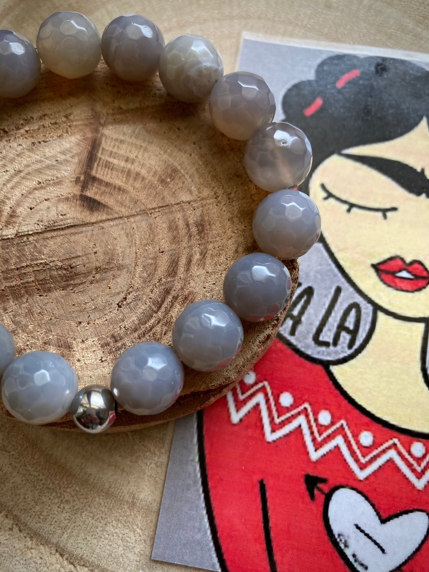 Bracciale con elastico e pietre dure