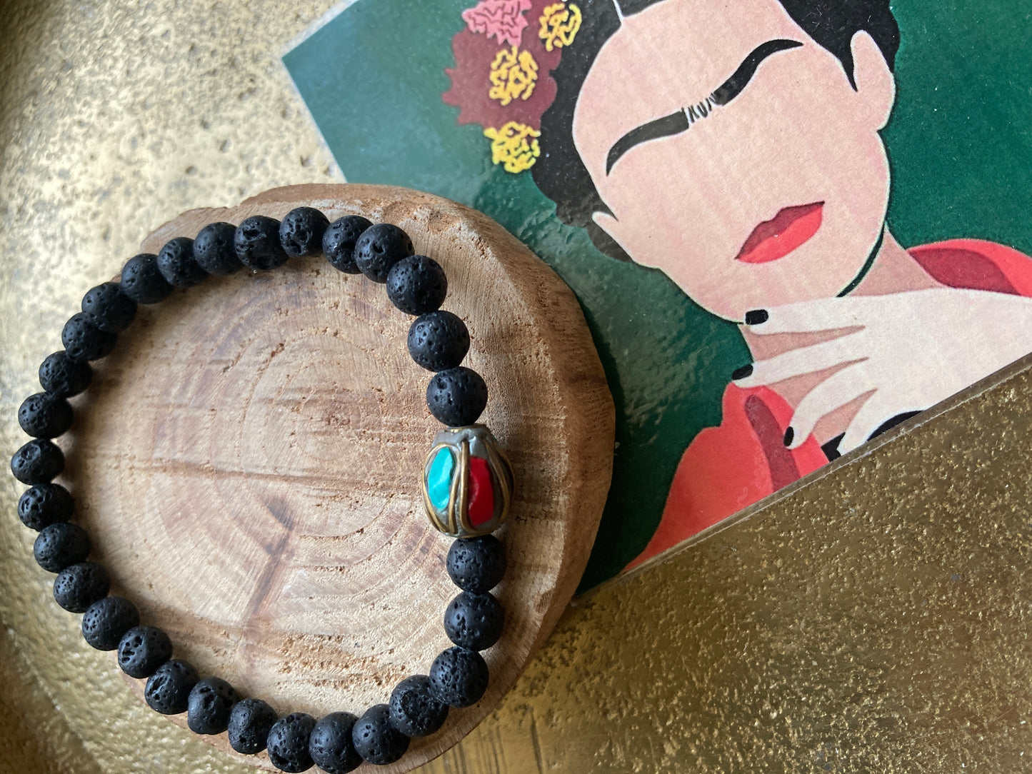 Bracciale con elastico e pietre