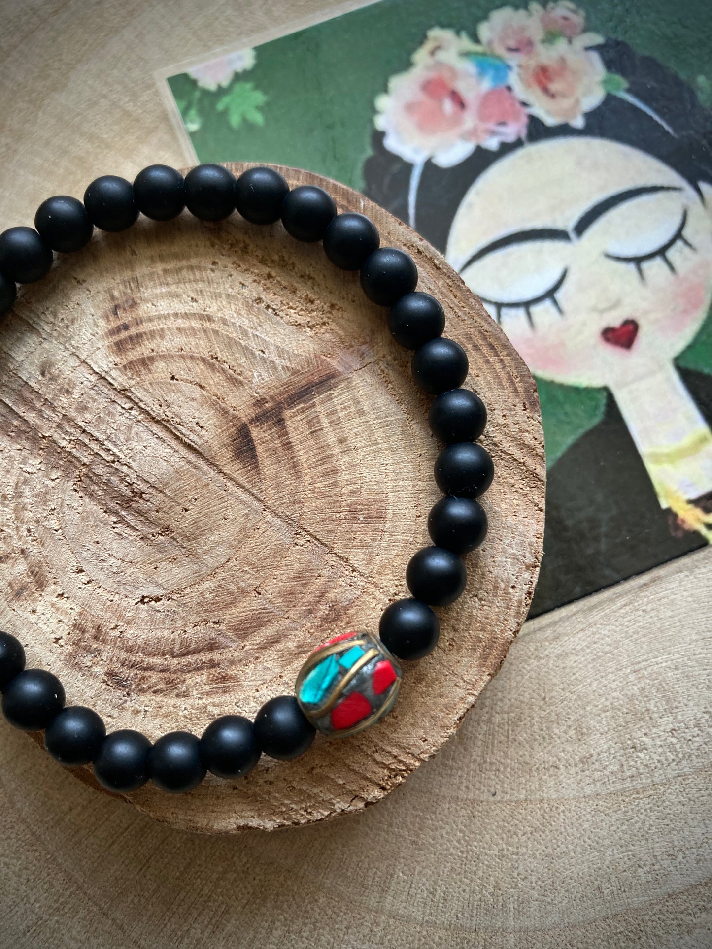 Bracciale con elastico e pietre