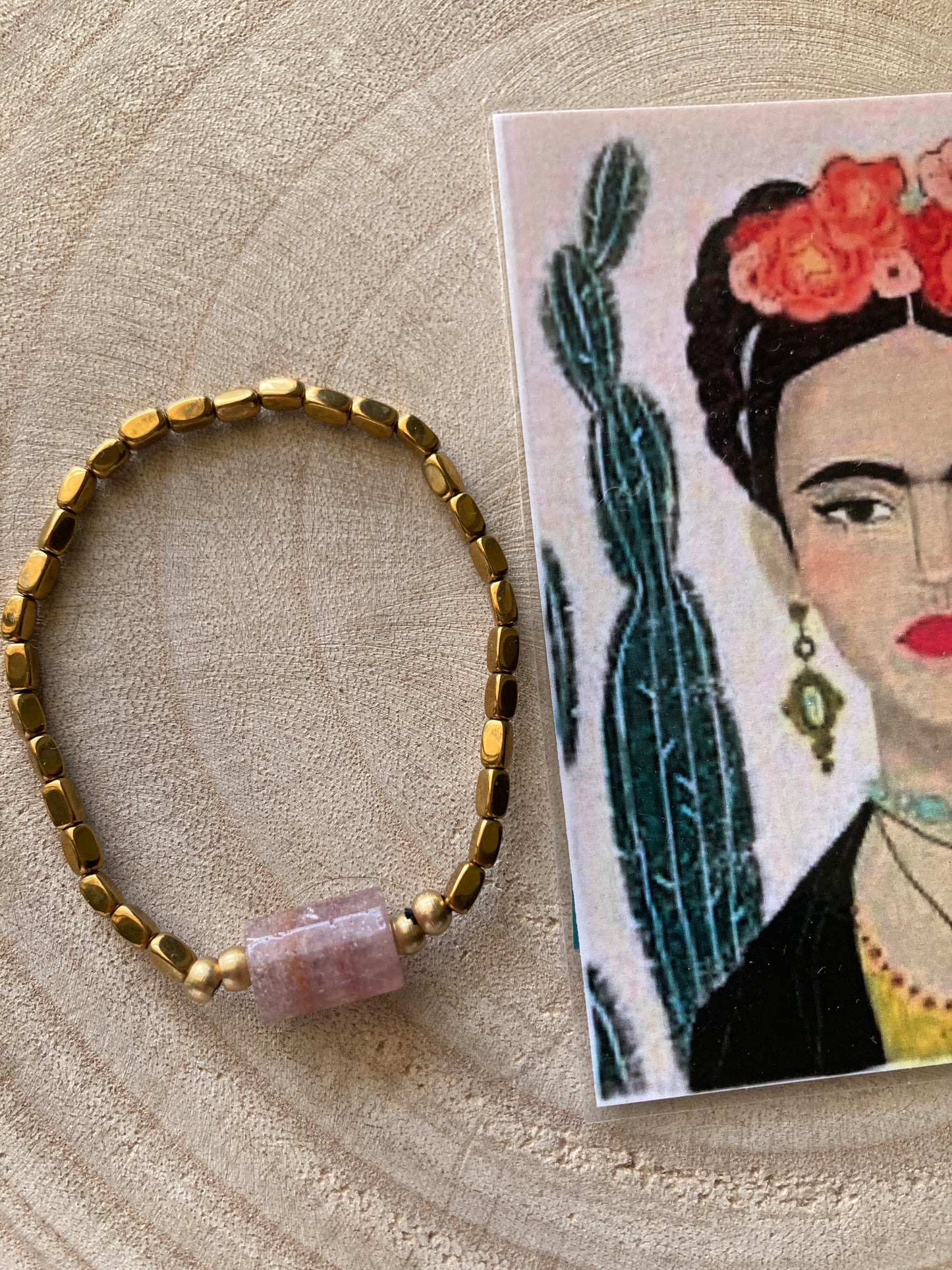 Bracciale con elsatico e pietre dure