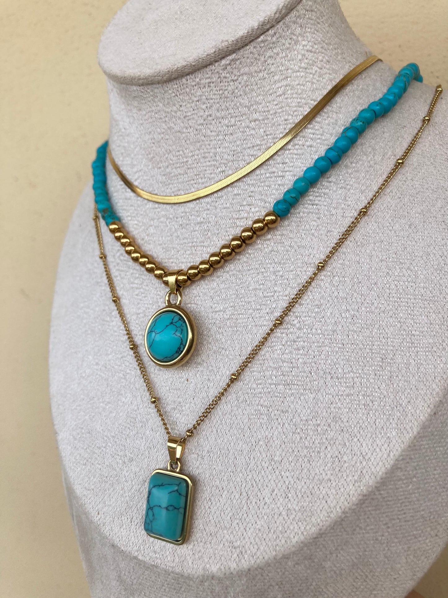 Collana In Acciaio Con Pendente Turchese Rettangolare