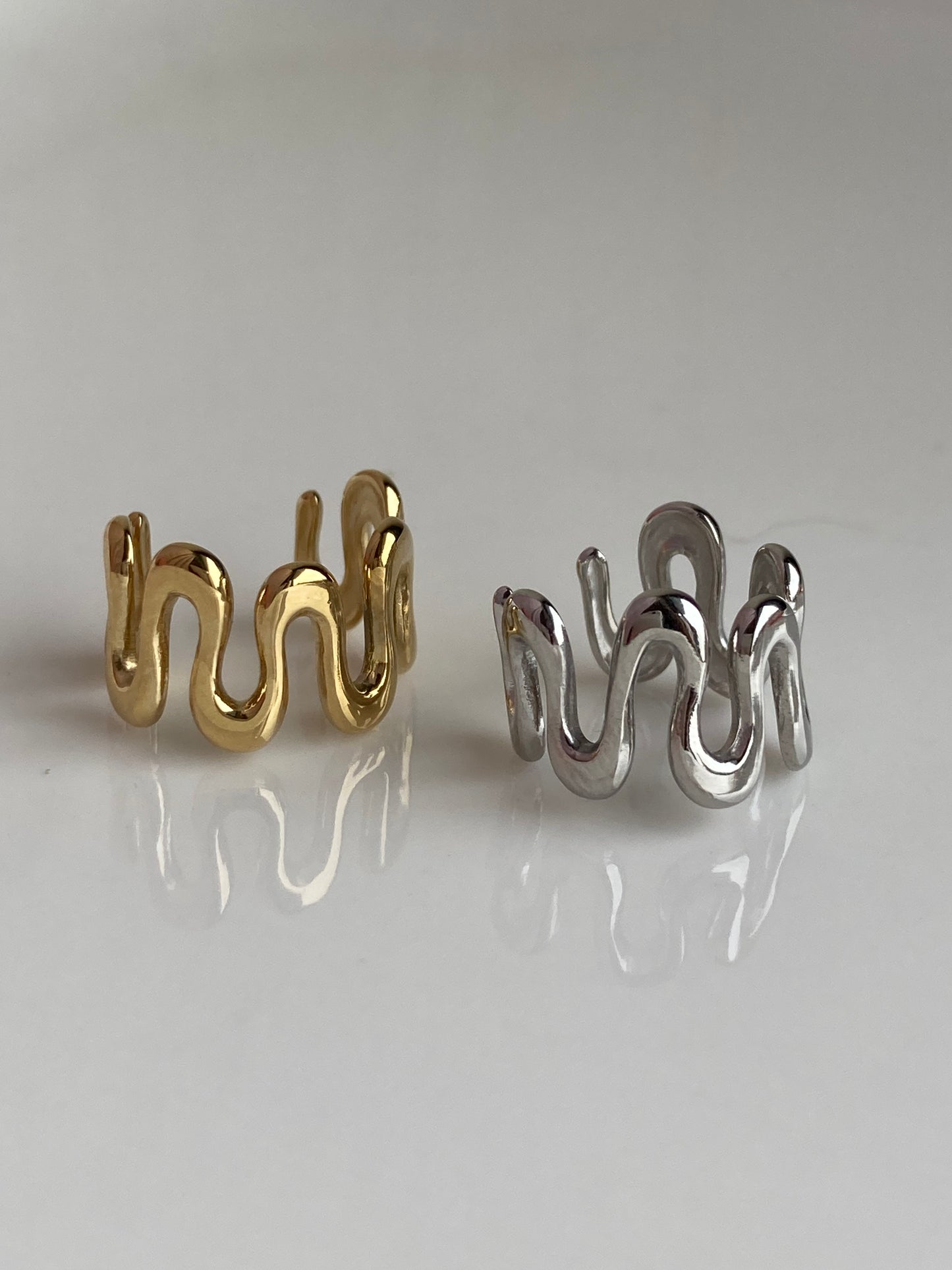 Orecchino Earcuff Sway