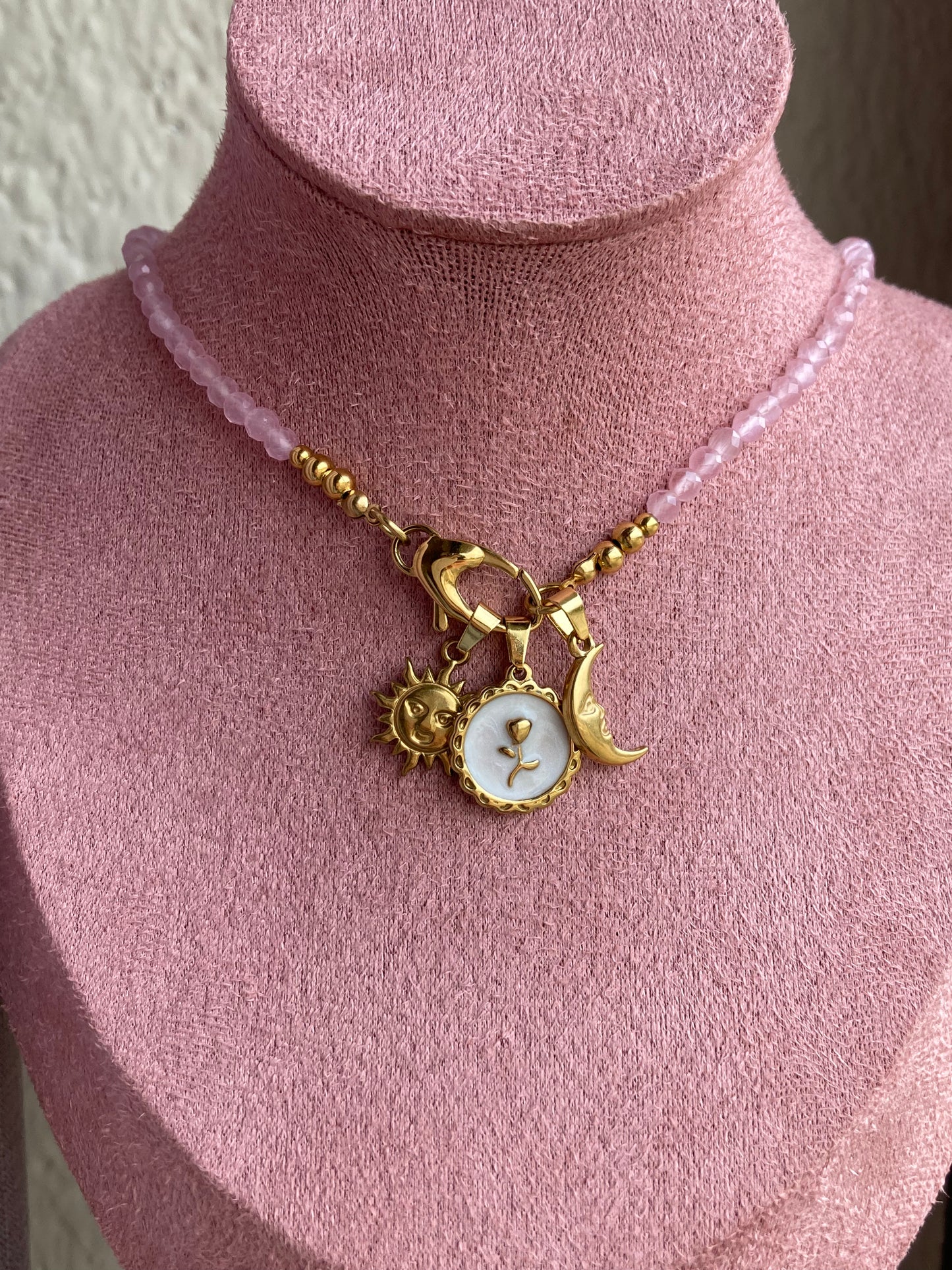 Collana Girocollo  Pietre di Giada Rosa Sfaccettate 3 Pendenti