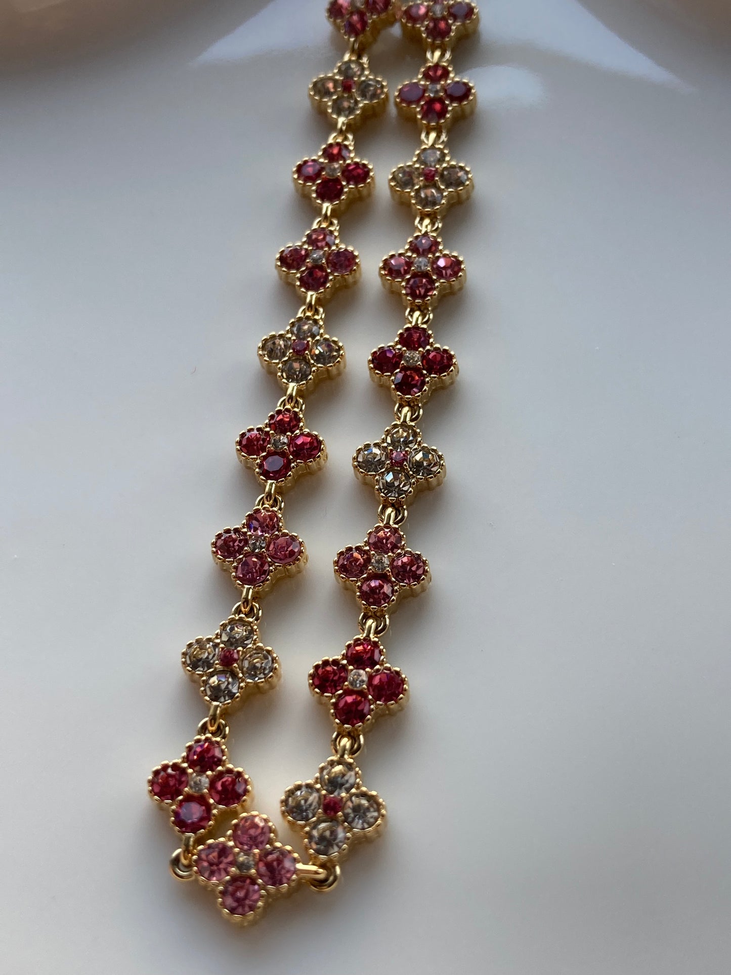 Glow Bloom Necklace Gold