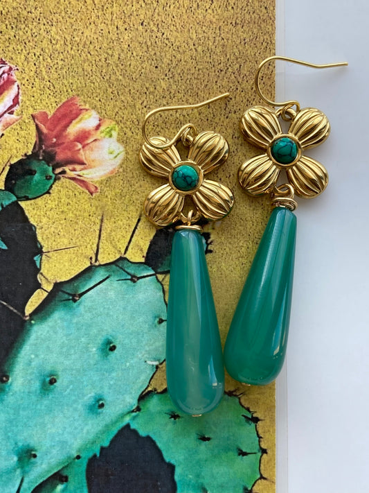 Orecchini Fiore in Acciaio, Goccia di Giada Verde