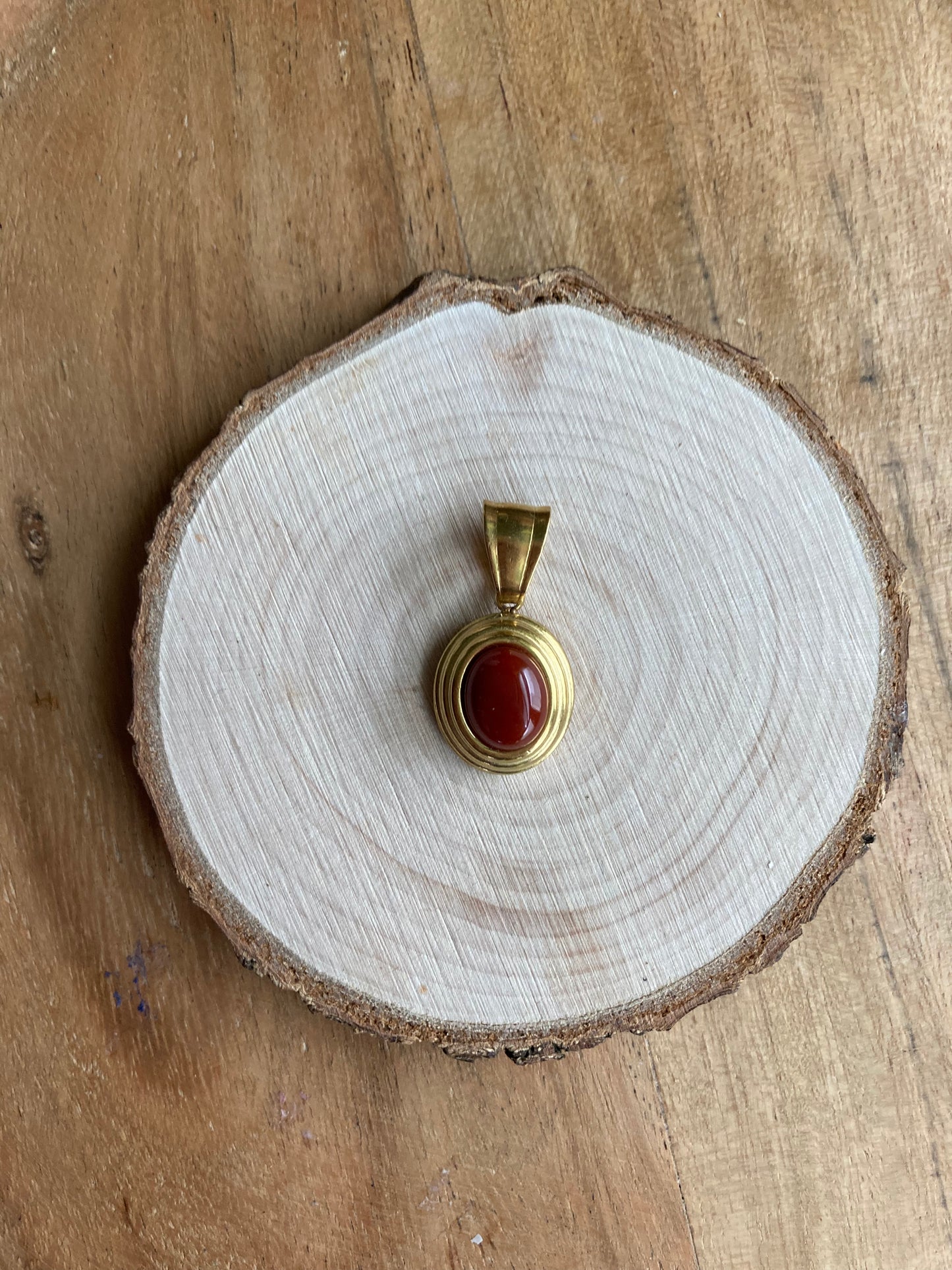 Ciondolo Corniola Gold