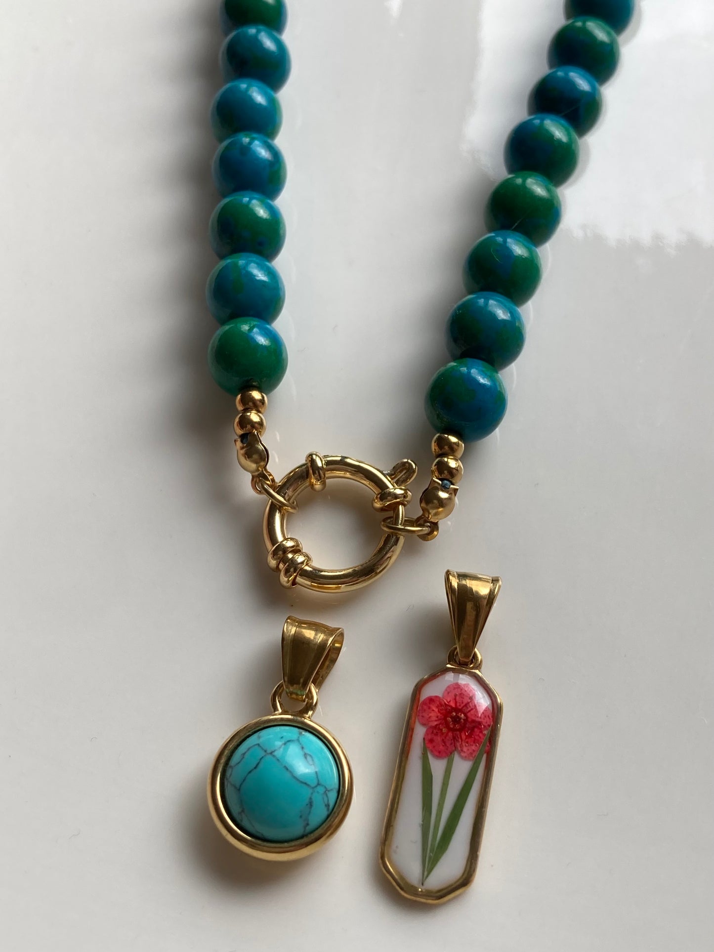 Collana Girocollo Ottanio con Sfumature Verdi