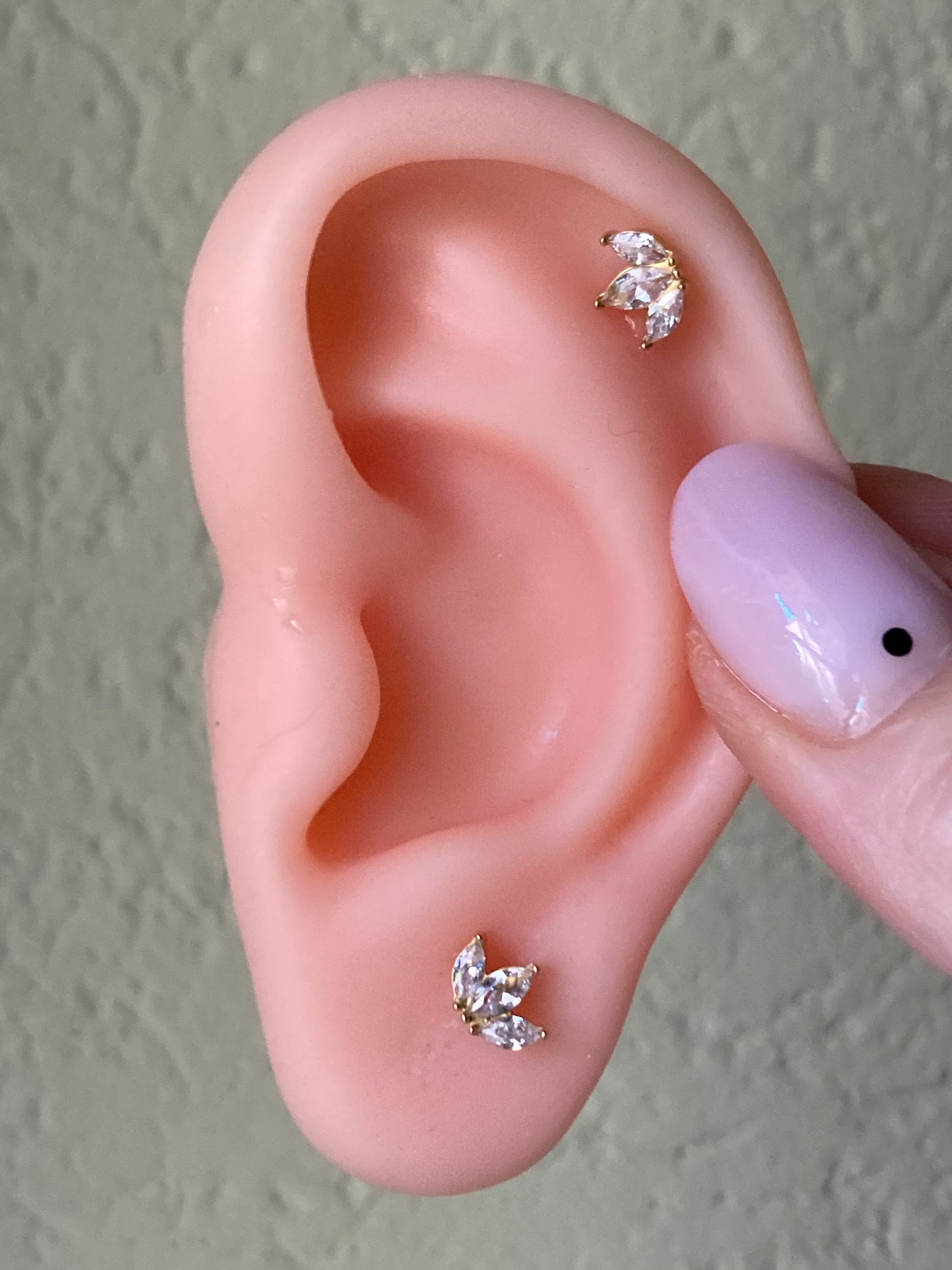 Orecchino Piercing Loto