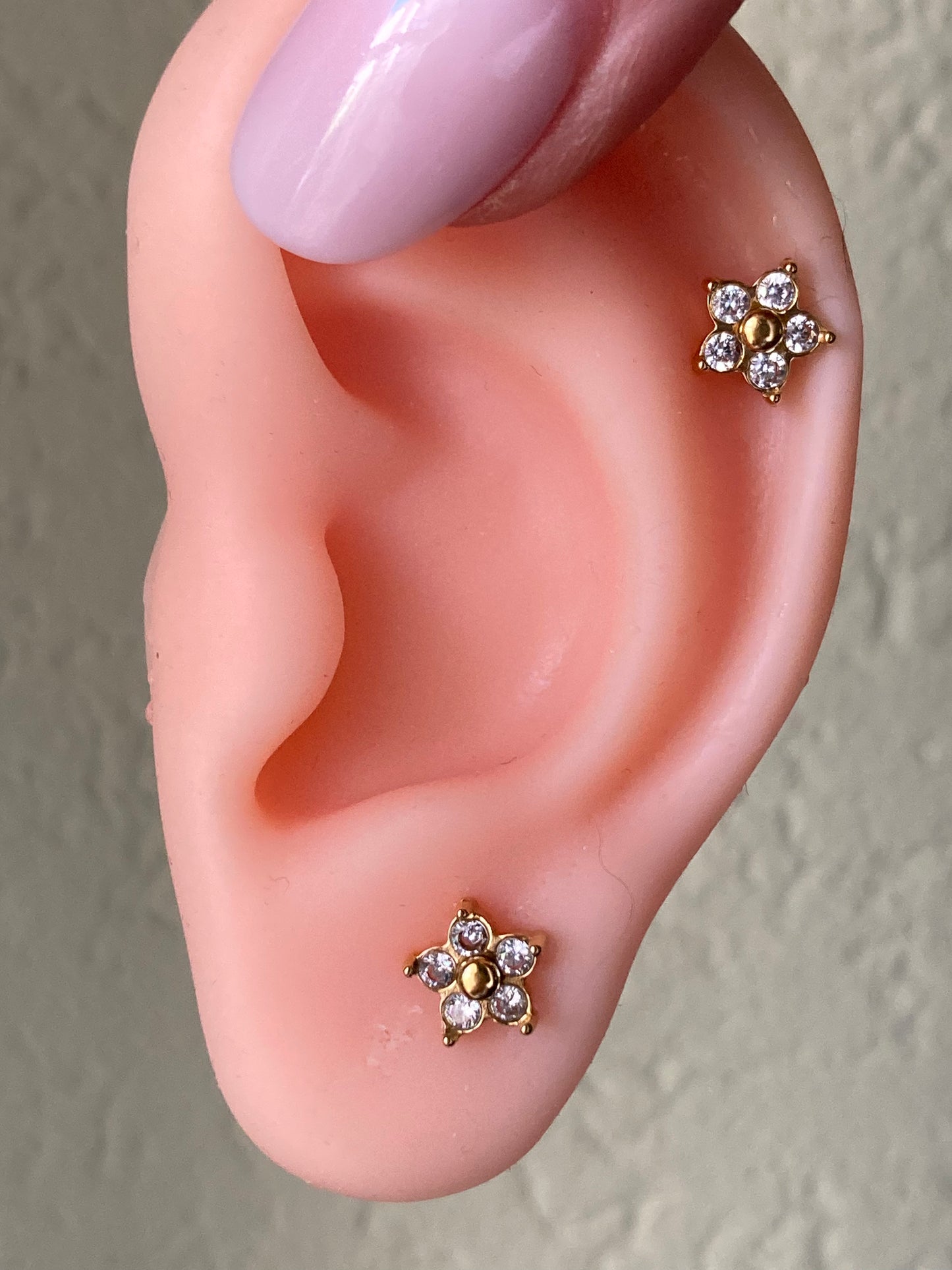 Orecchino Piercing Fiore Gold