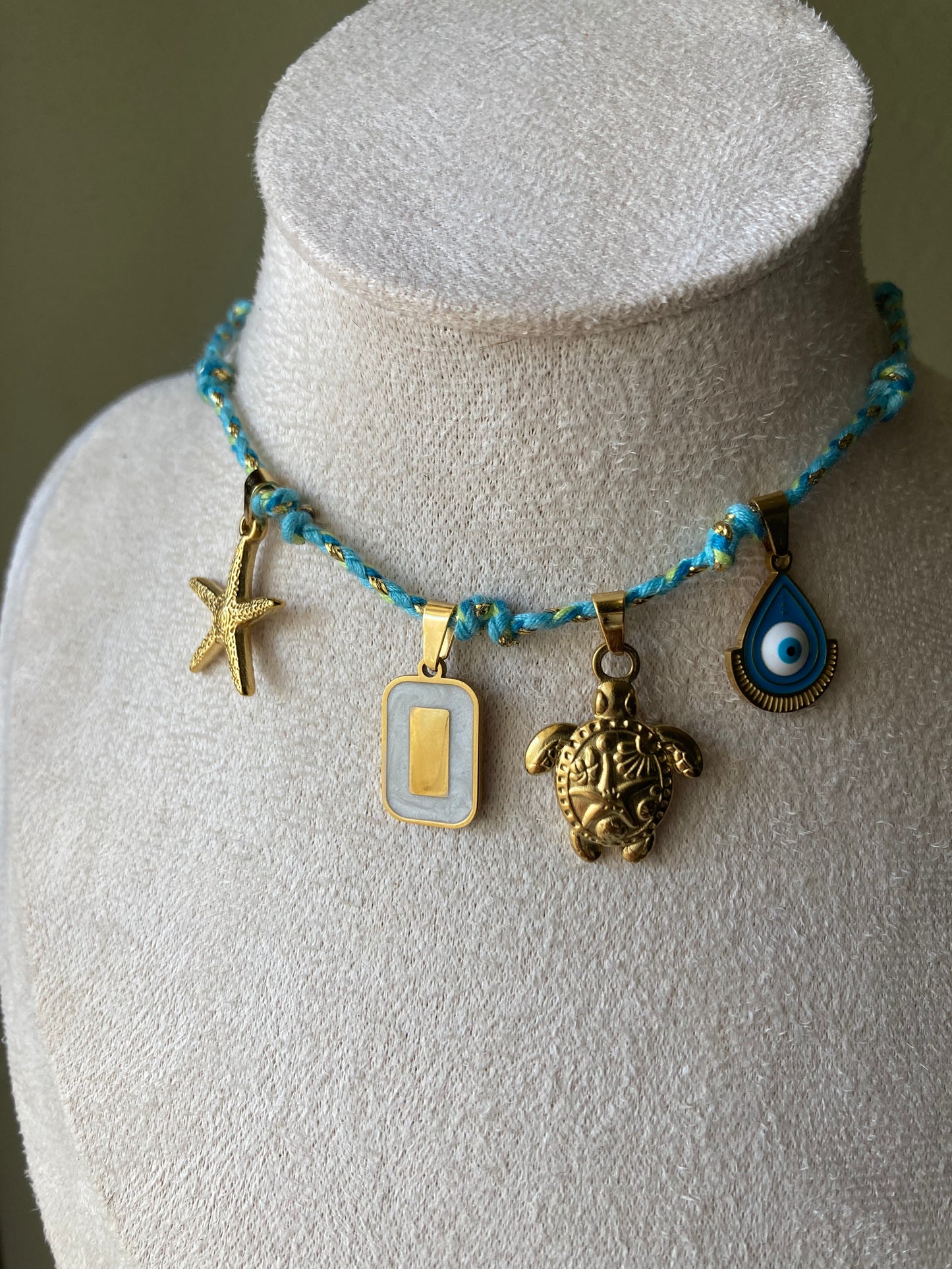 Collanina Kora Cordino Azzurro 4 Pendenti