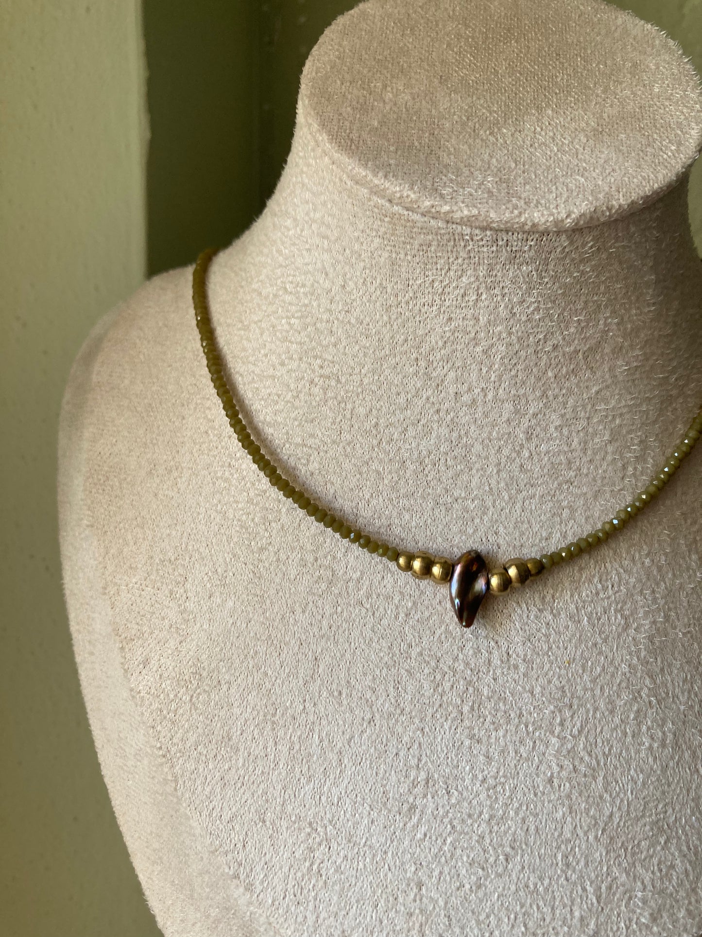 Collana Cristalli Madreperla Centrale