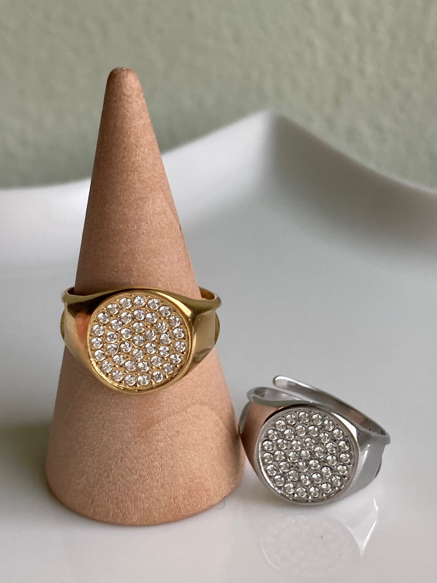 Anello Tondo Chevalier