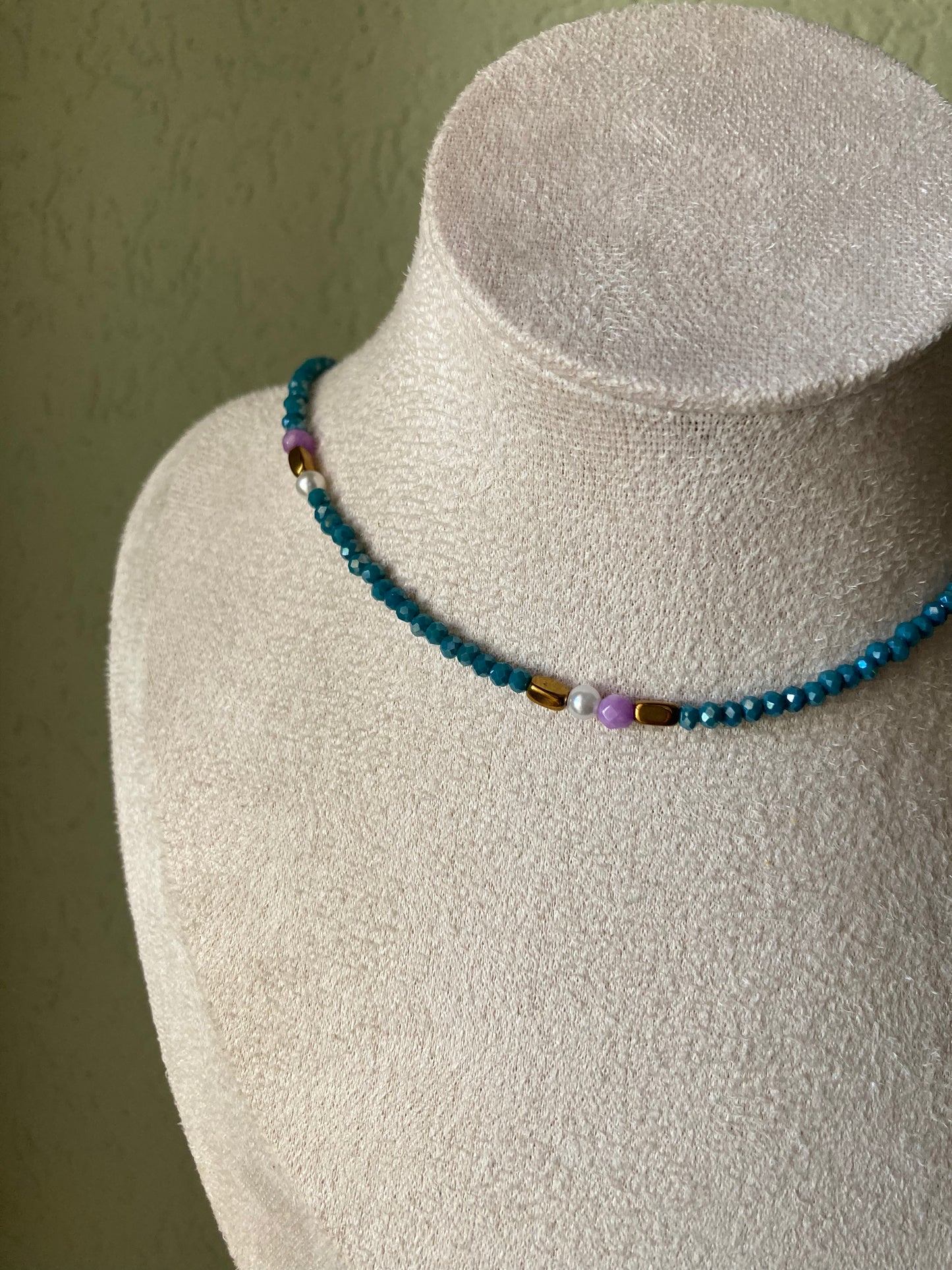 Collanina Girocollo Cristalli Ematite, Pietre Dure, Perle