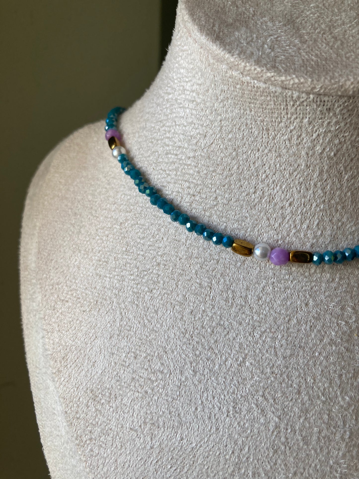 Collanina Girocollo Cristalli Ematite, Pietre Dure, Perle